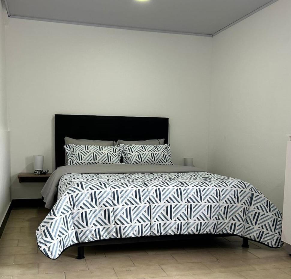Aparthotel Oasis *