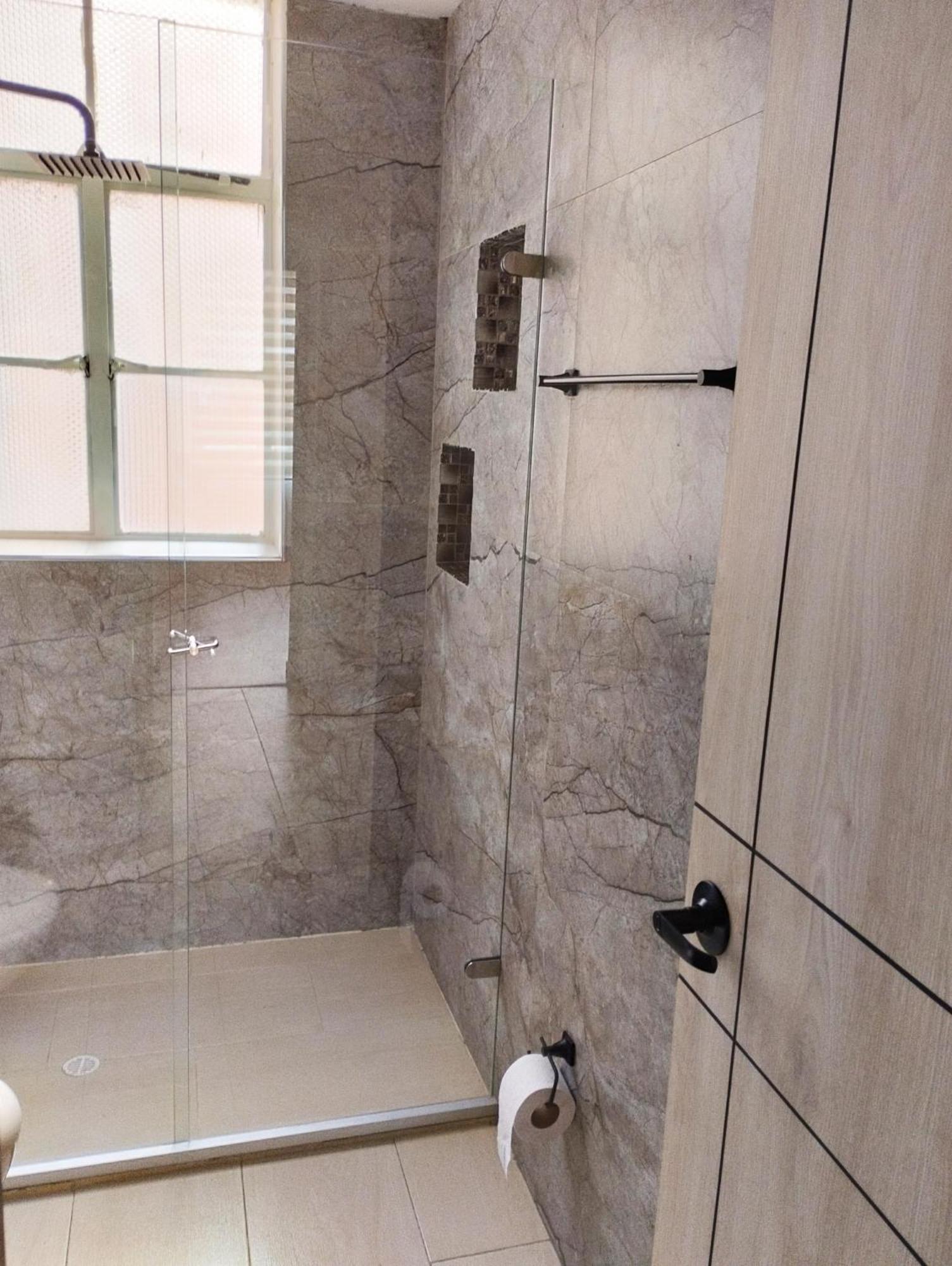 401 Apartment *
