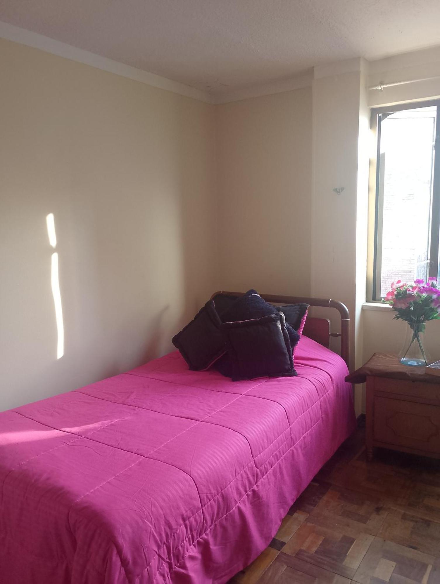 Hola, Comparto Apartamento * Bogota