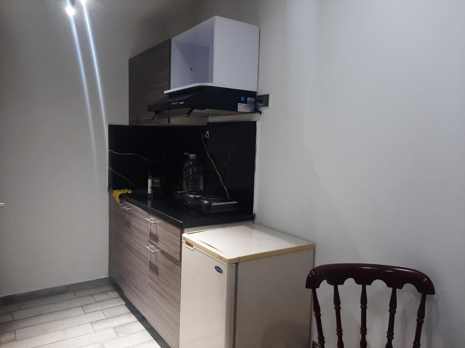Hotel Sector De Corferias , Y , A 10 Cuadras Embajada Americana , Cerca Al , G 12 , Universidad Nacional , Aeropuerto A 2 Cuadras Estacion Ciudad Universitaria Marque-tresdiecisietecincoveintisieteveintiseistreintayuno *