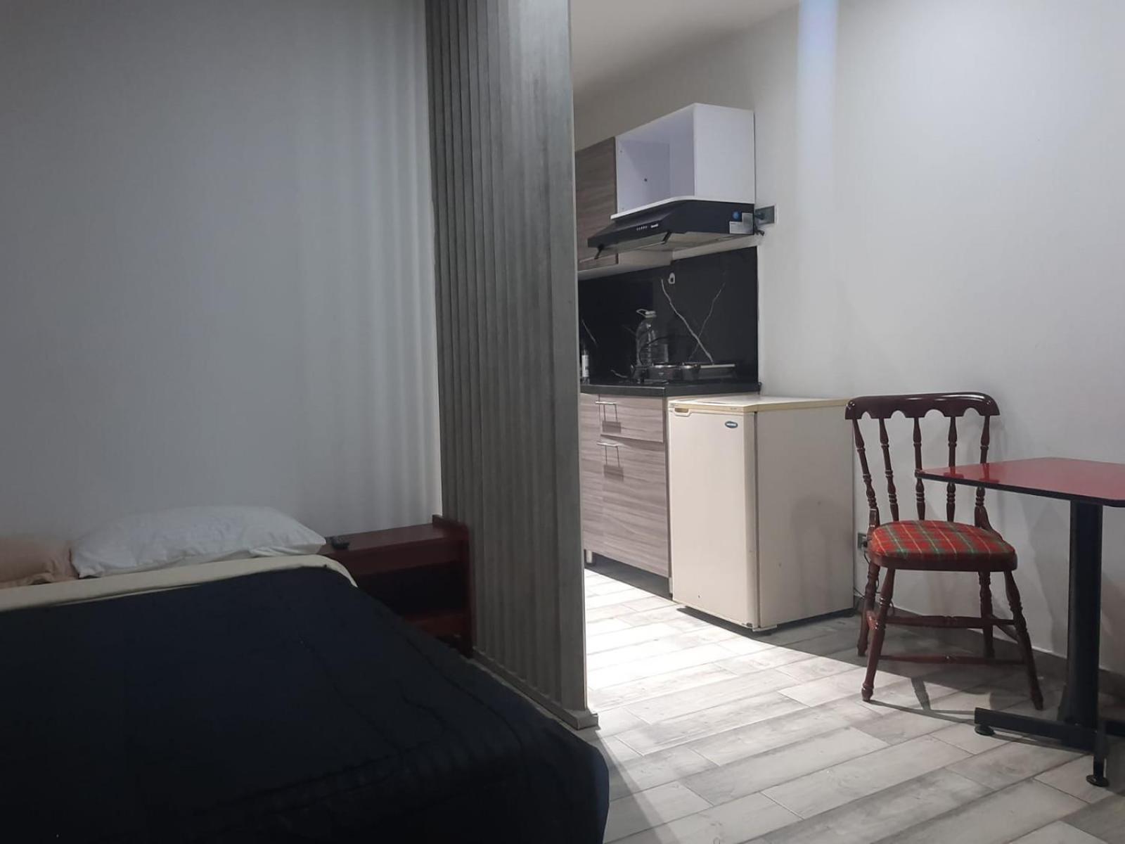 Hotel Sector De Corferias , Y , A 10 Cuadras Embajada Americana , Cerca Al , G 12 , Universidad Nacional , Aeropuerto A 2 Cuadras Estacion Ciudad Universitaria Marque-tresdiecisietecincoveintisieteveintiseistreintayuno *