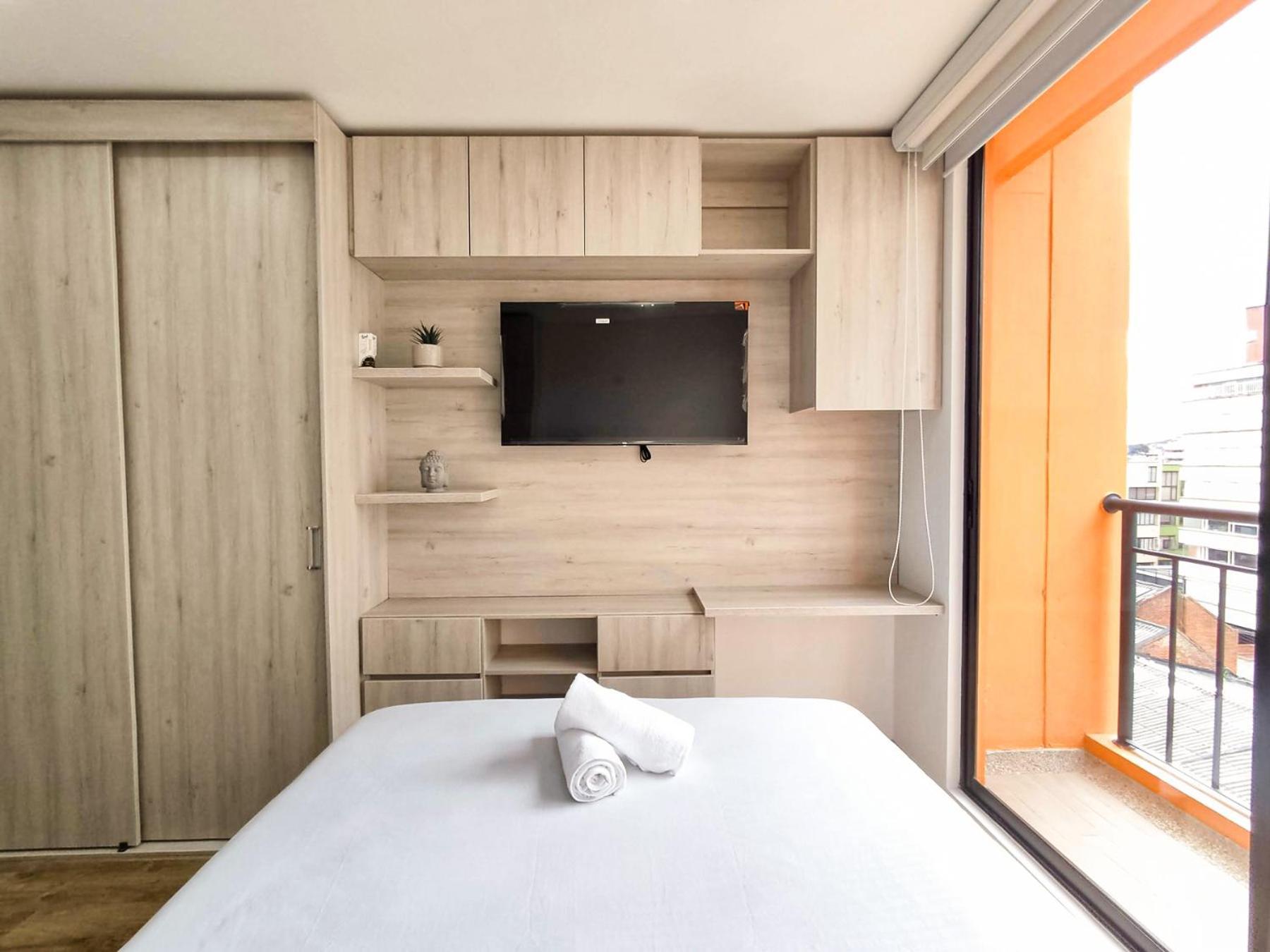 En - Wifi 600mb - La Castellana Apartment Bogota