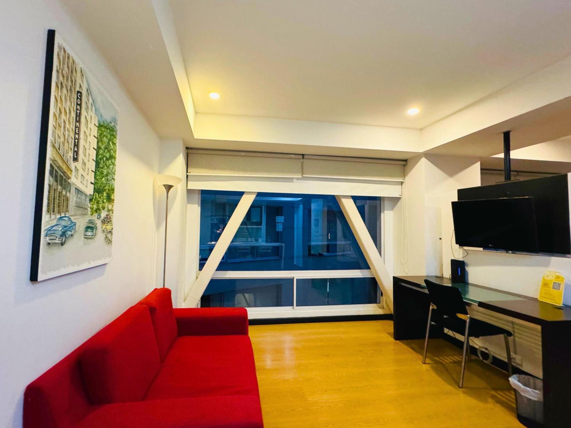 Aparta Continental 4*
