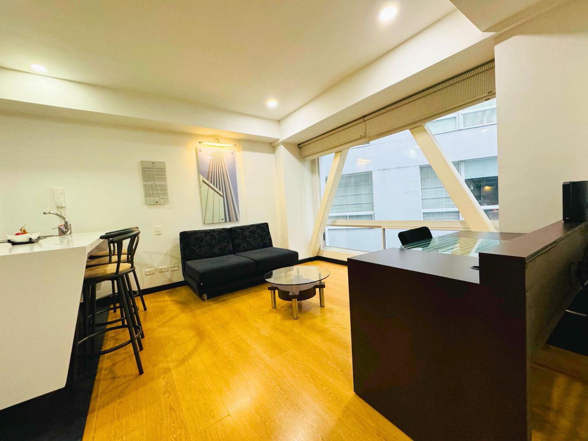 Aparta Continental 4*