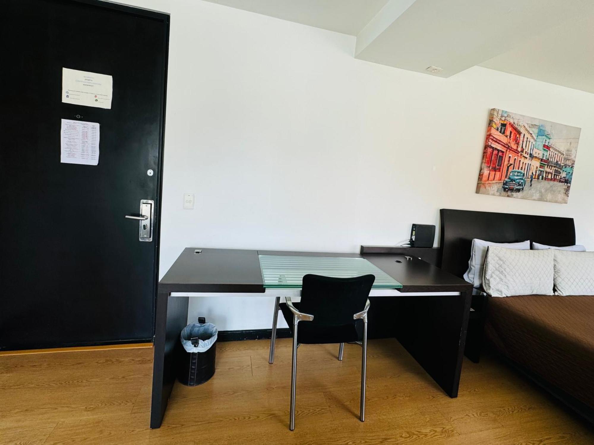 Aparta Continental Aparthotel 4*
