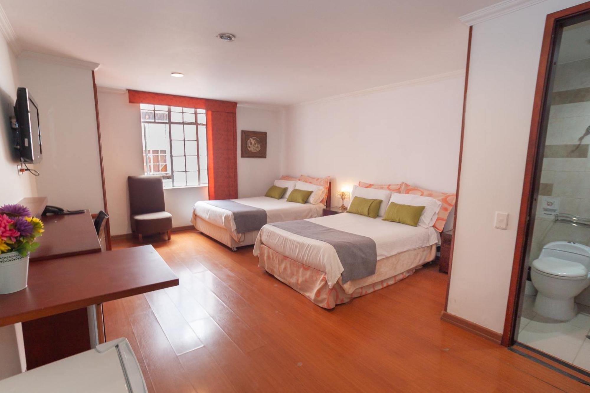 Apartasuites Plaza Antigua Aparthotel *
