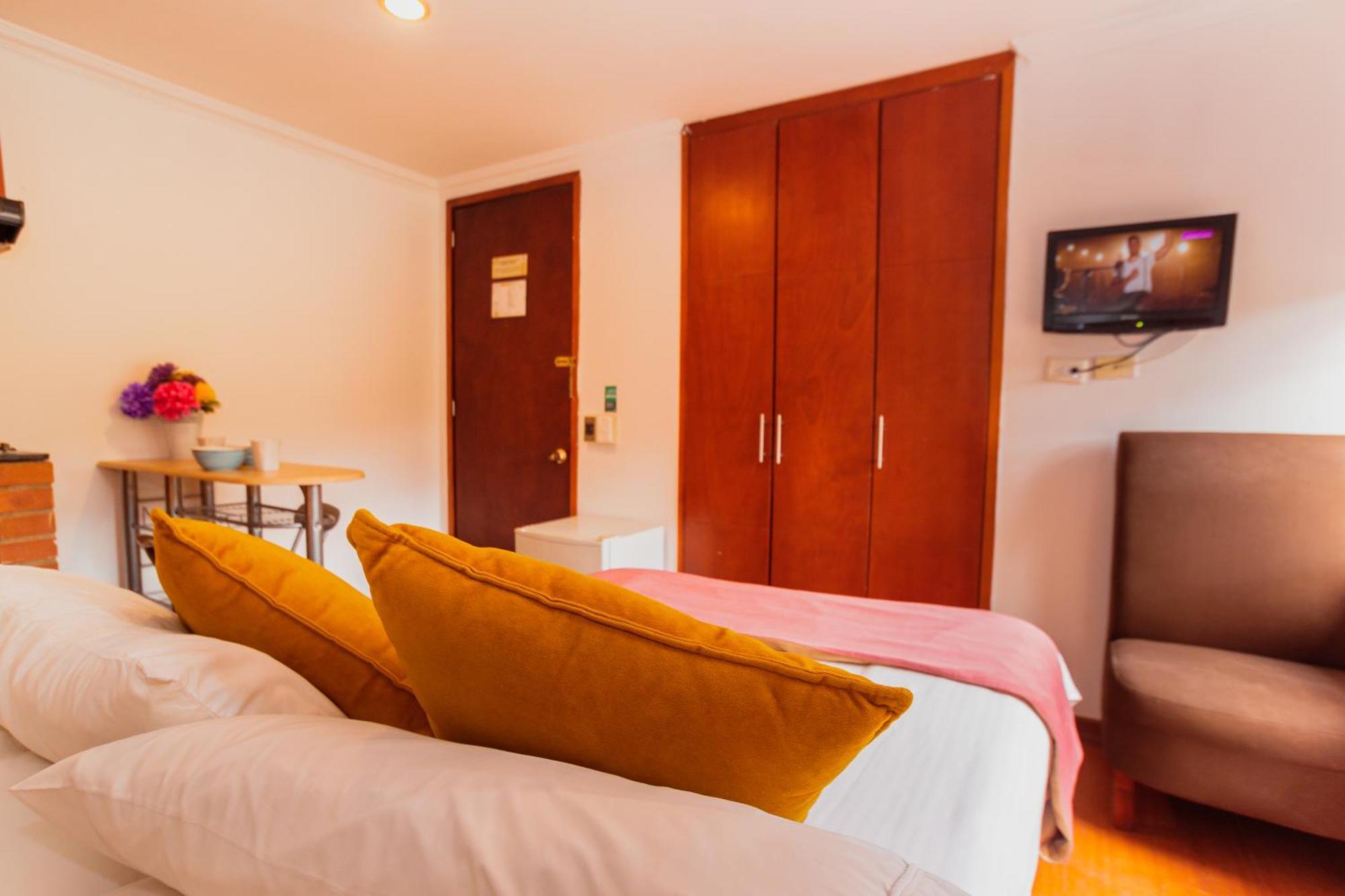 Apartasuites Plaza Antigua * Bogota