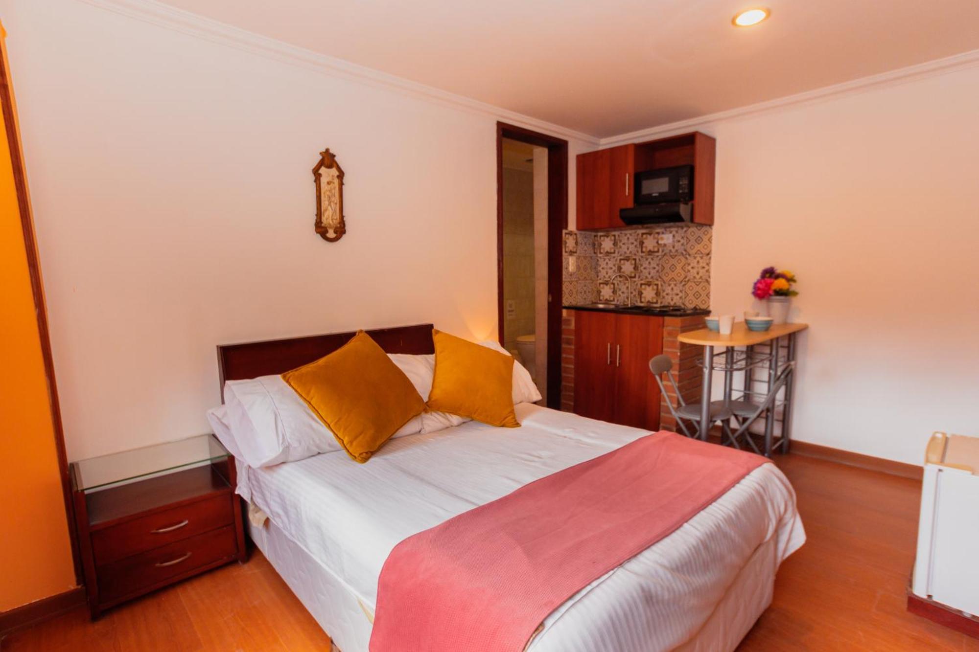Apartasuites Plaza Antigua Bogota