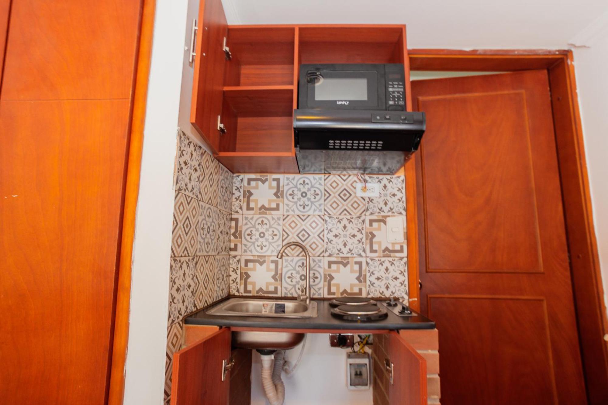 Apartasuites Plaza Antigua Aparthotel