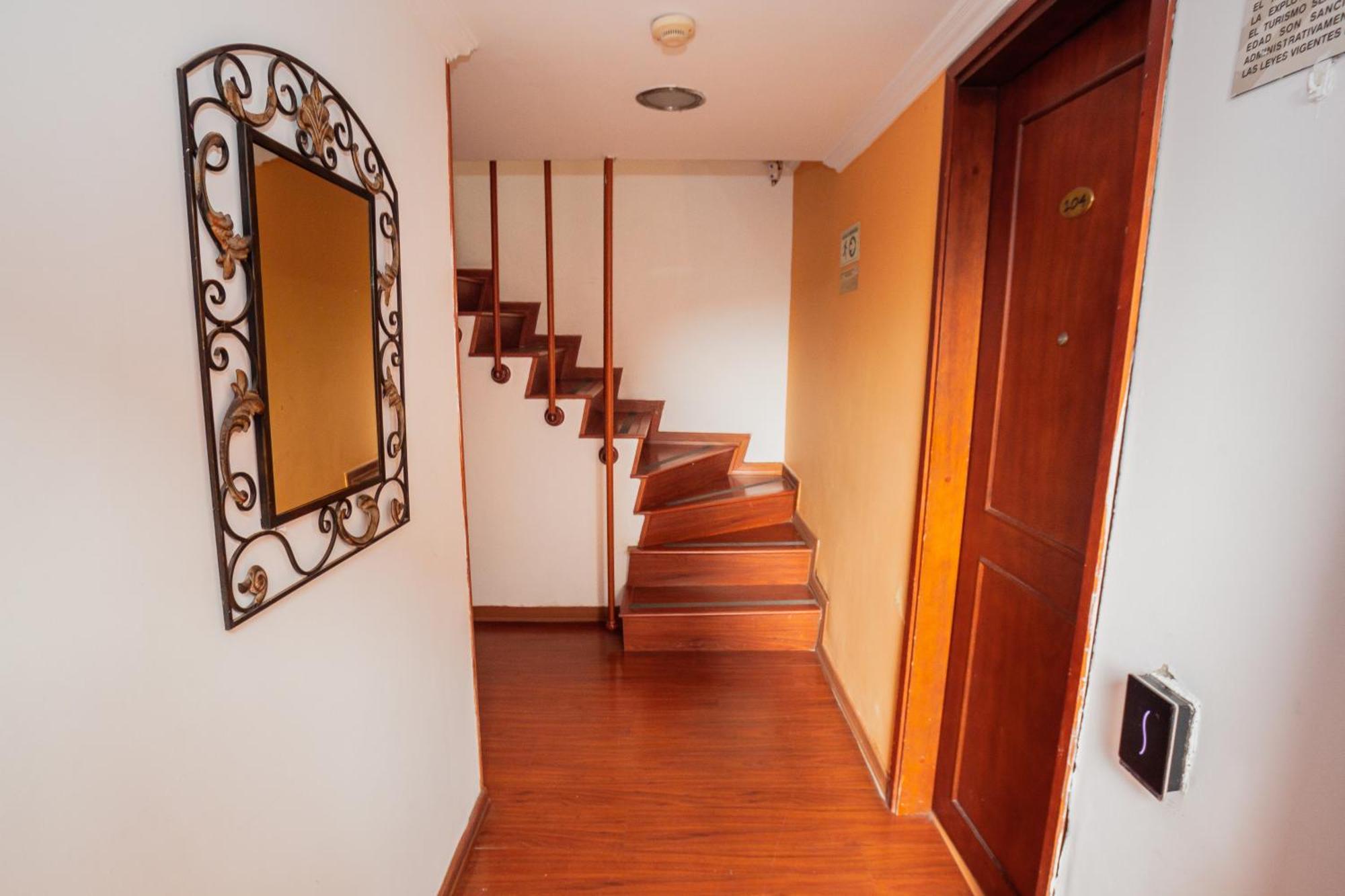 Apartasuites Plaza Antigua Aparthotel