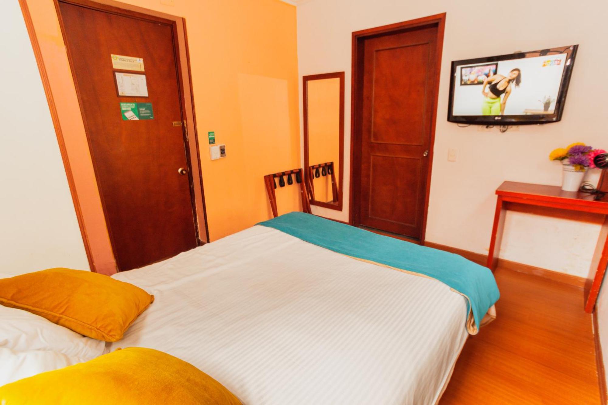 Aparthotel Apartasuites Plaza Antigua Bogota