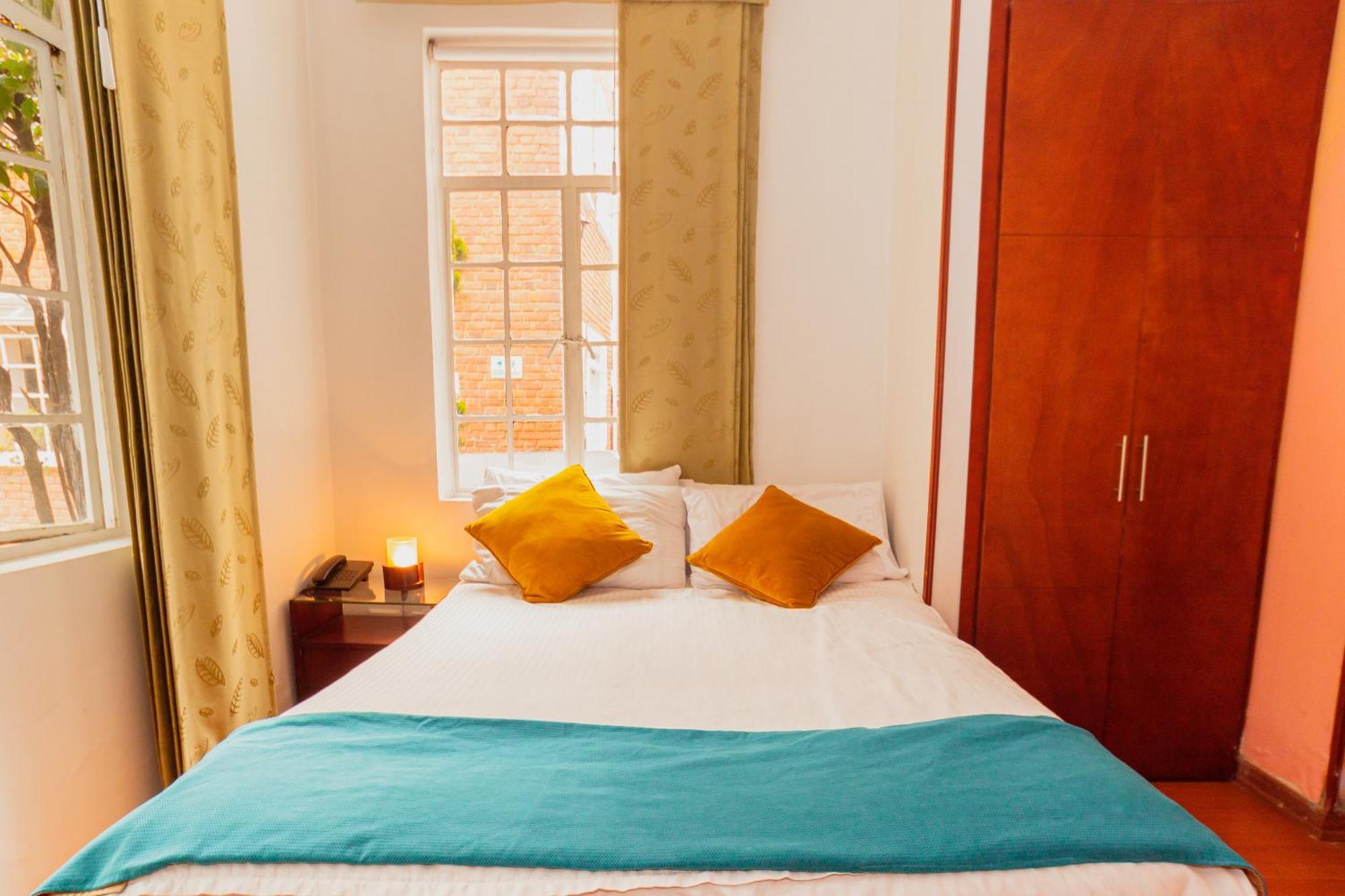 Apartasuites Plaza Antigua Aparthotel Bogota