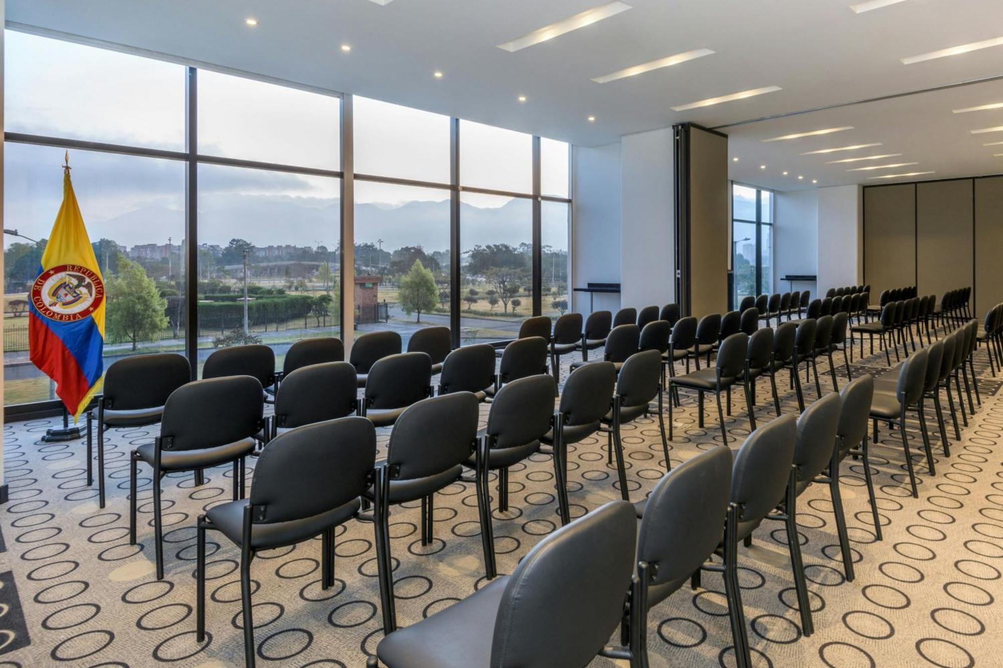 Fairfield By Marriott Embajada 4* Bogota