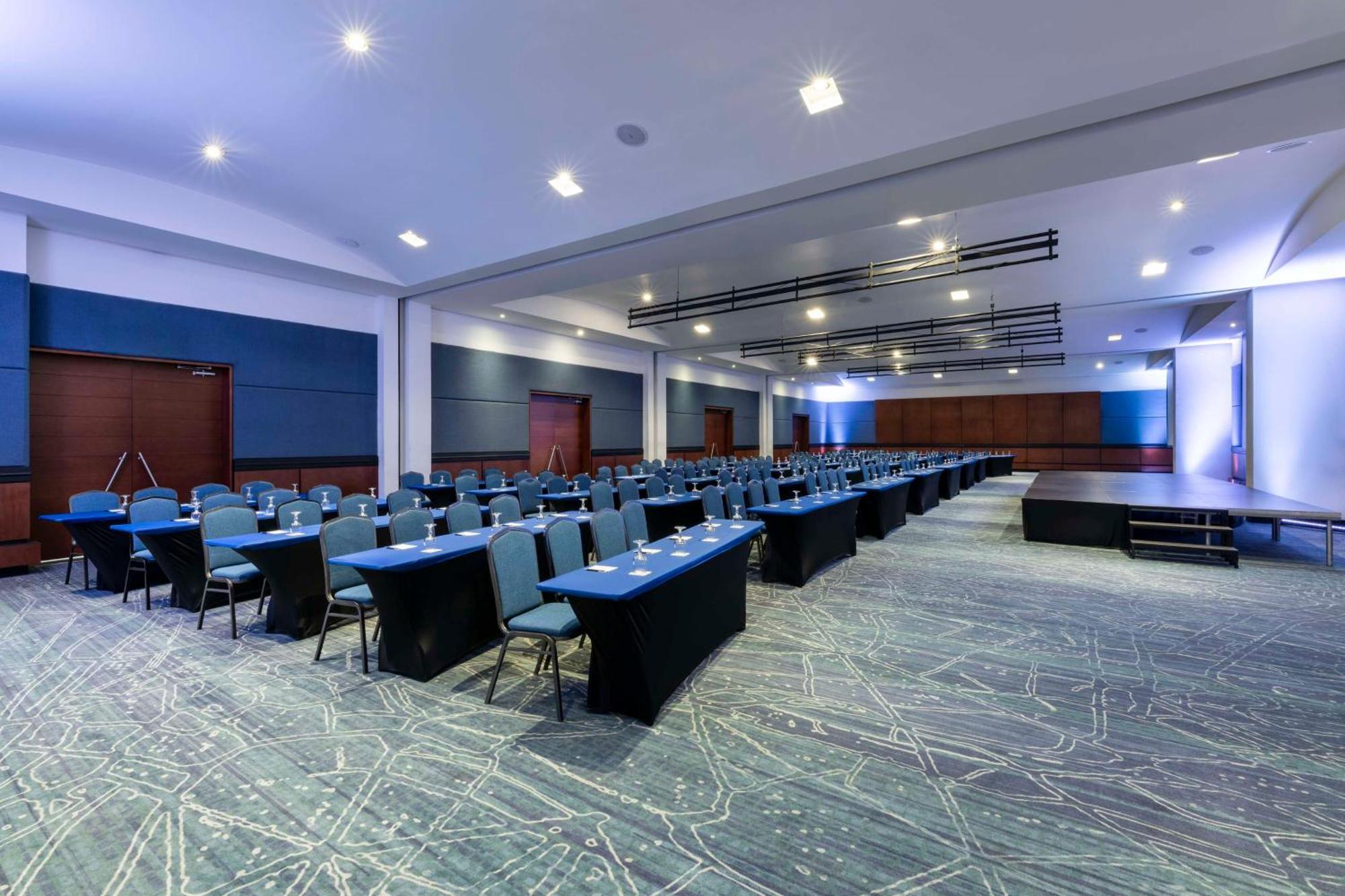 Doubletree By Hilton Calle 100,co Hotel