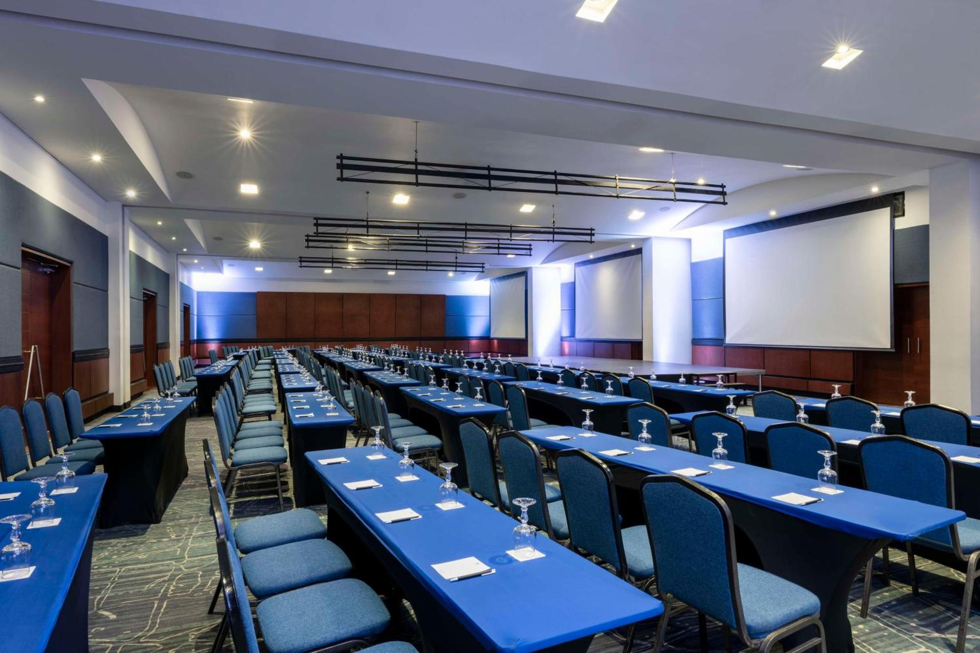 Doubletree By Hilton Calle 100,co Hotel 4*