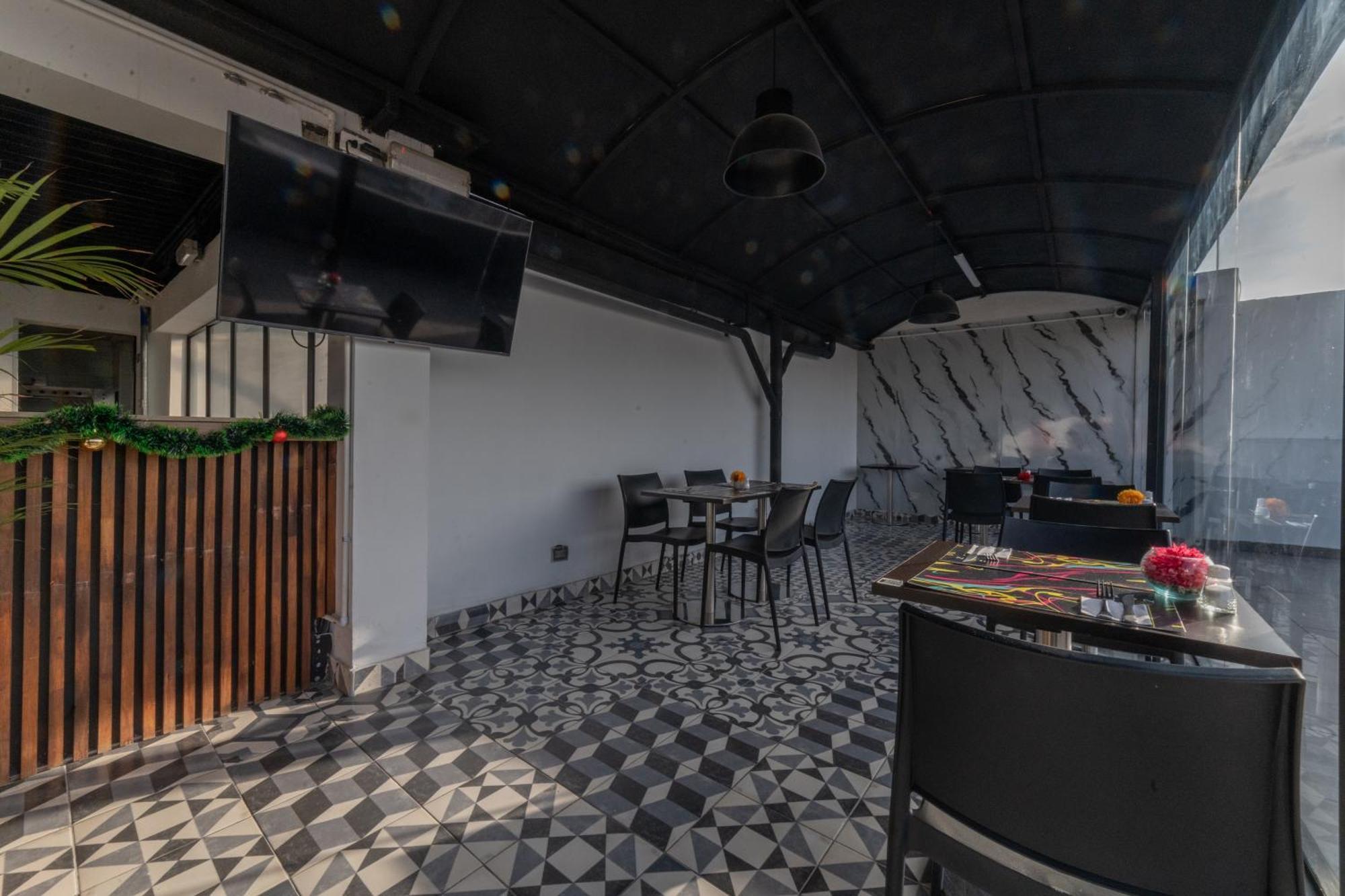 Hotel Bon 17 By Shg