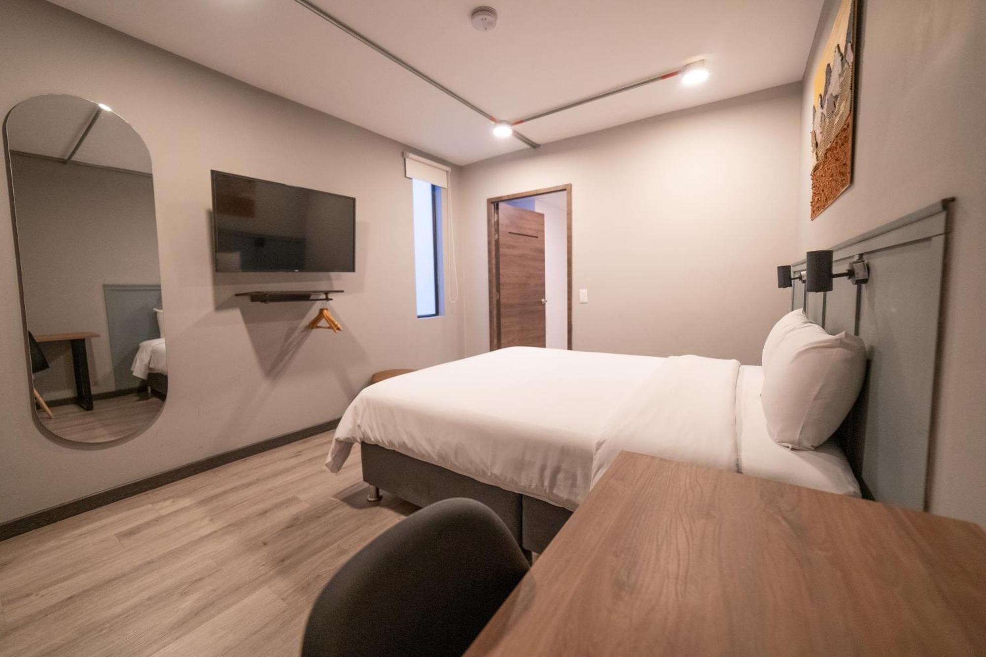 Hotel Bon 17 By Shg 3*