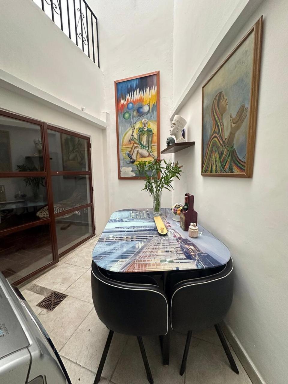 Acomodação com café da manhã  Helen House