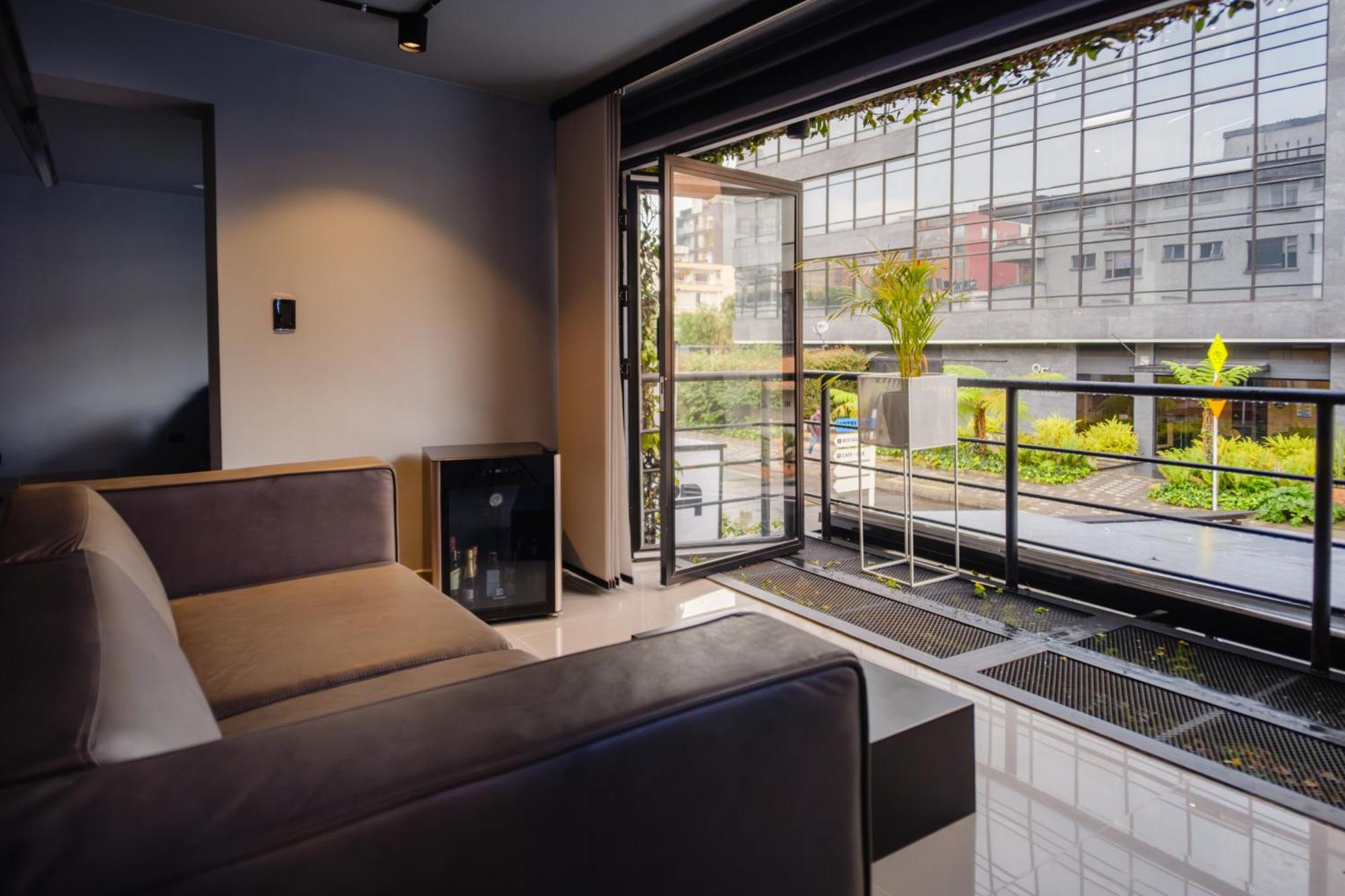 Joy Cll 85 Hotel