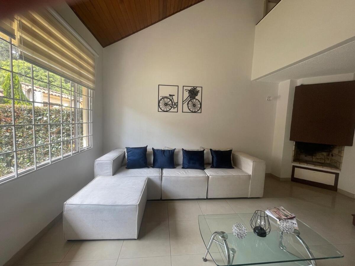 Holiday home Amplia Casa En Cedritos *