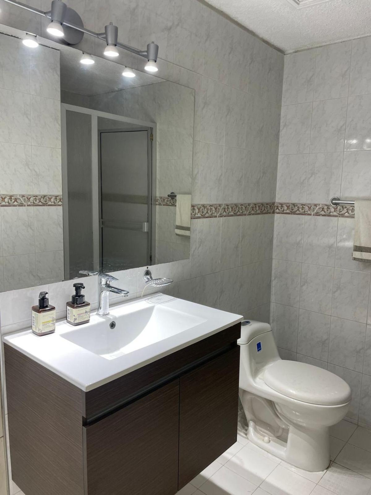 Amplia Casa En Cedritos Holiday home