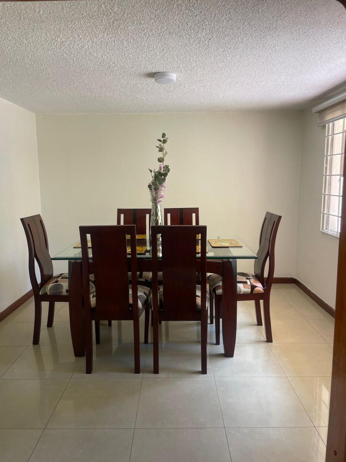 Amplia Casa En Cedritos Holiday home Bogota