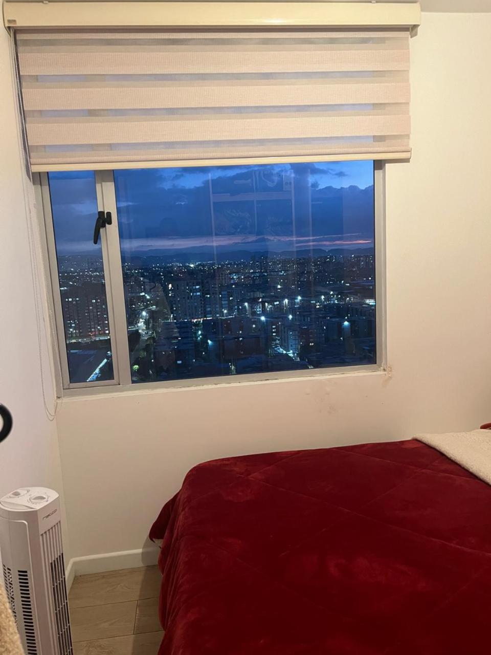 Con Vista De La Ciudad En Fontibon Homestay