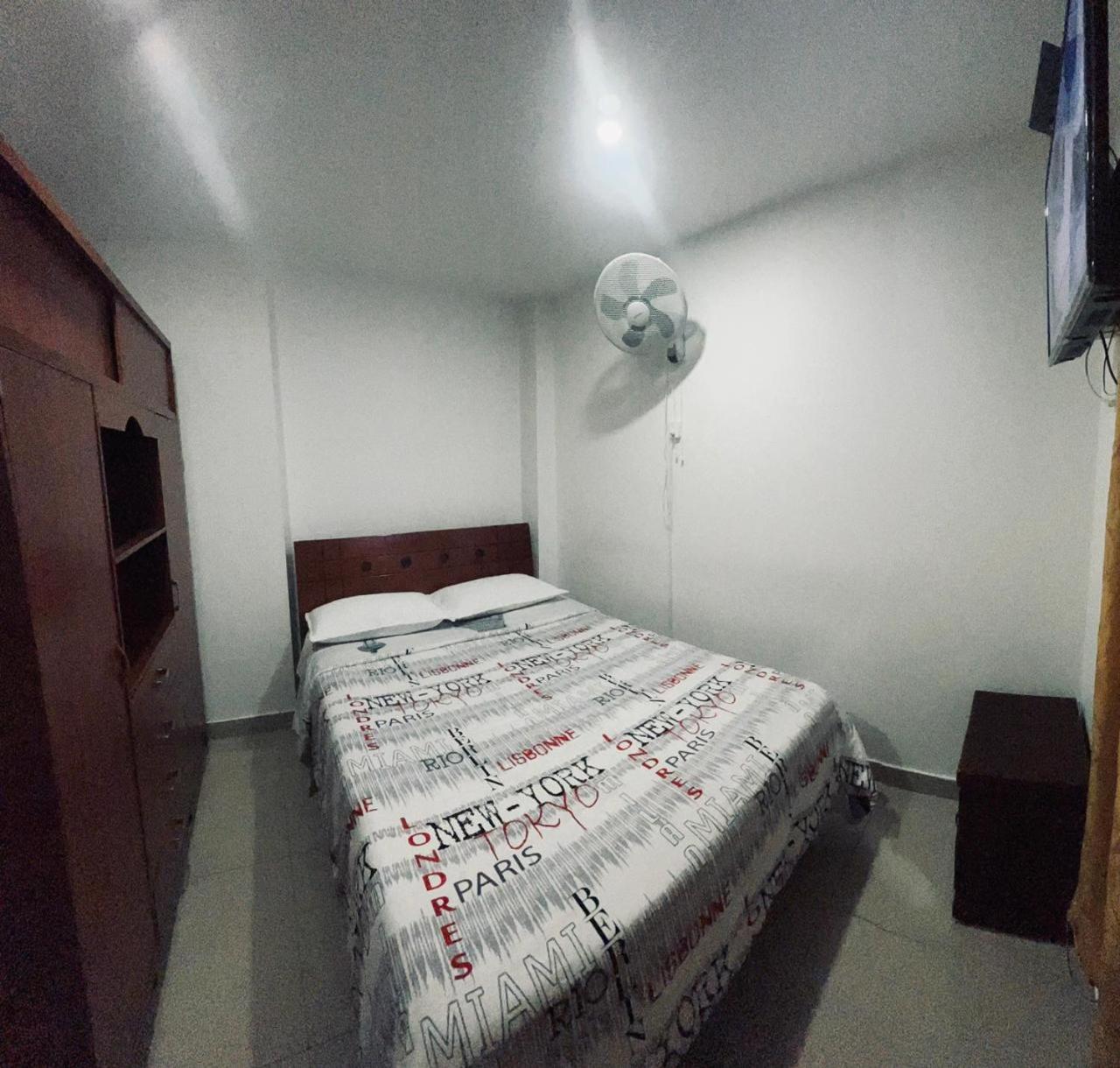 Apto 302 Chapinero Calle 51 Apartment