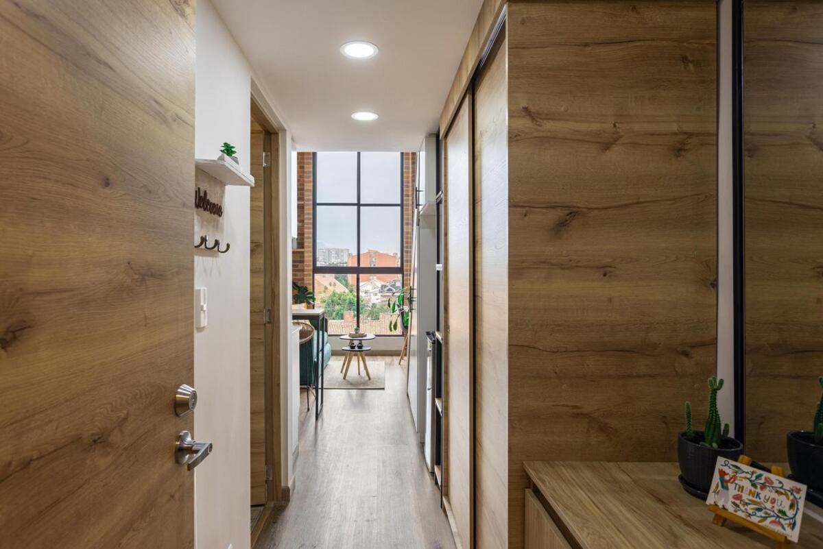 Hermoso Loft Duplex Overlooks The Mountains