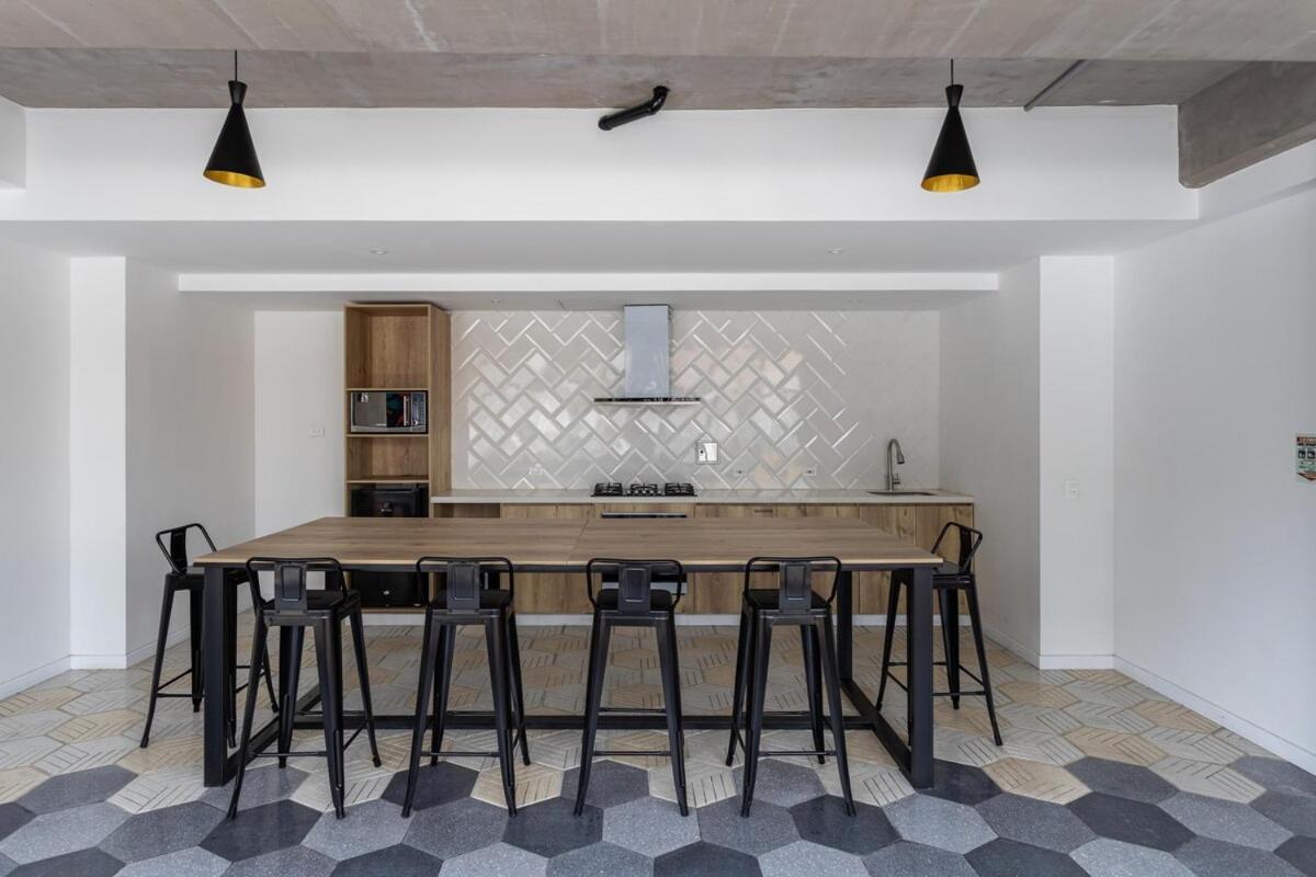 Hermoso Loft Duplex Overlooks The Mountains Apartment