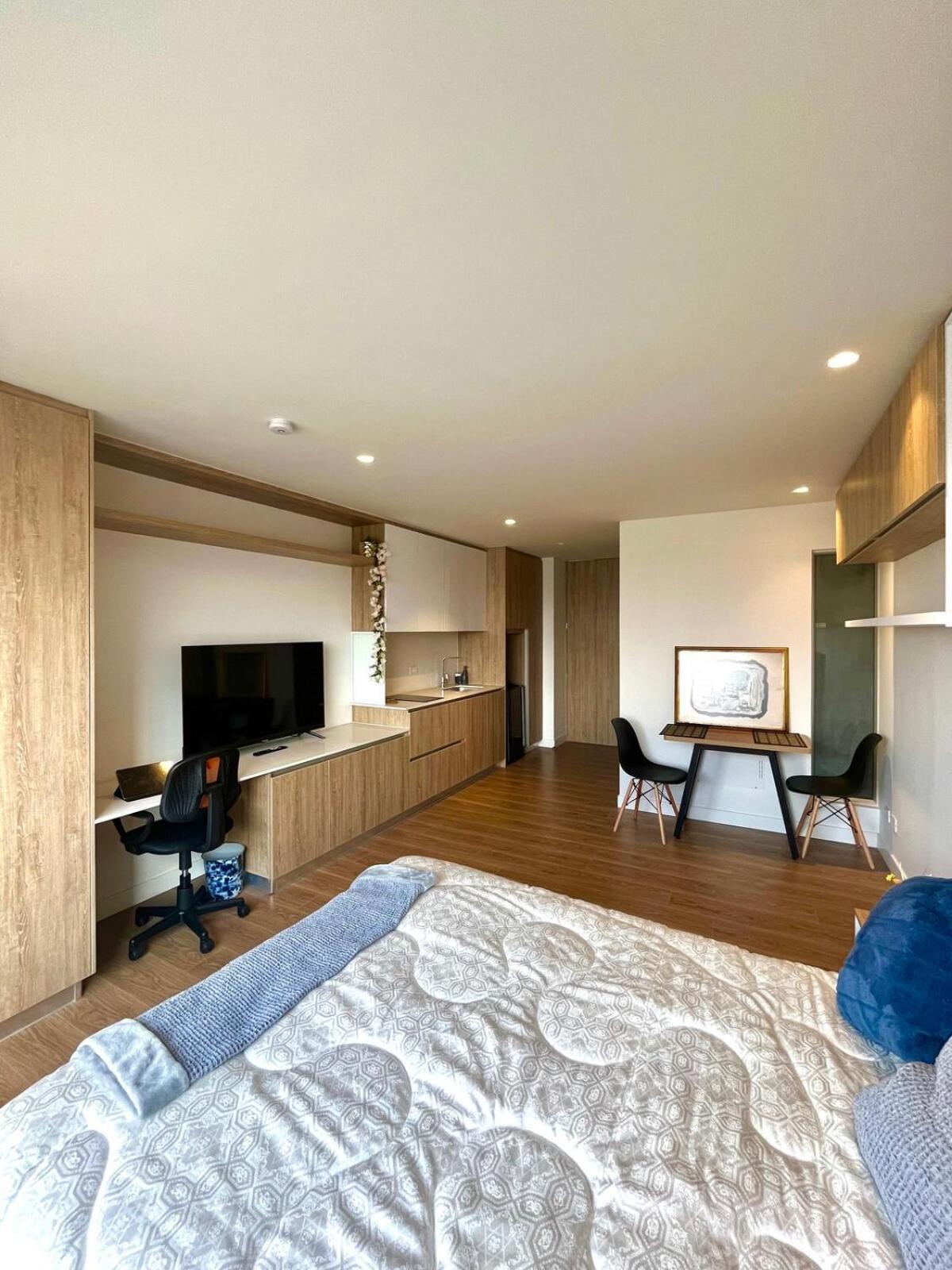 Business Near To Us Embassy And Corferias By Tsi Management, Free Parking Apartment *