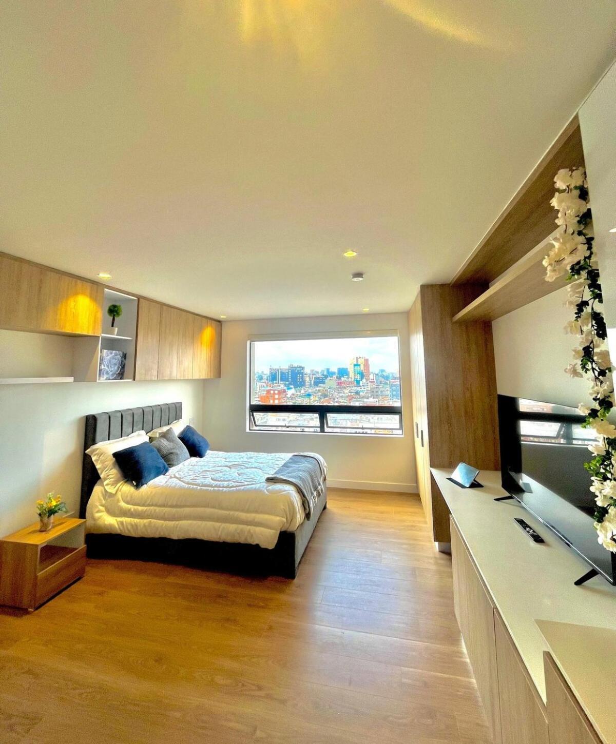 Apartment Business Near To Us Embassy And Corferias By Tsi Management, Free Parking *