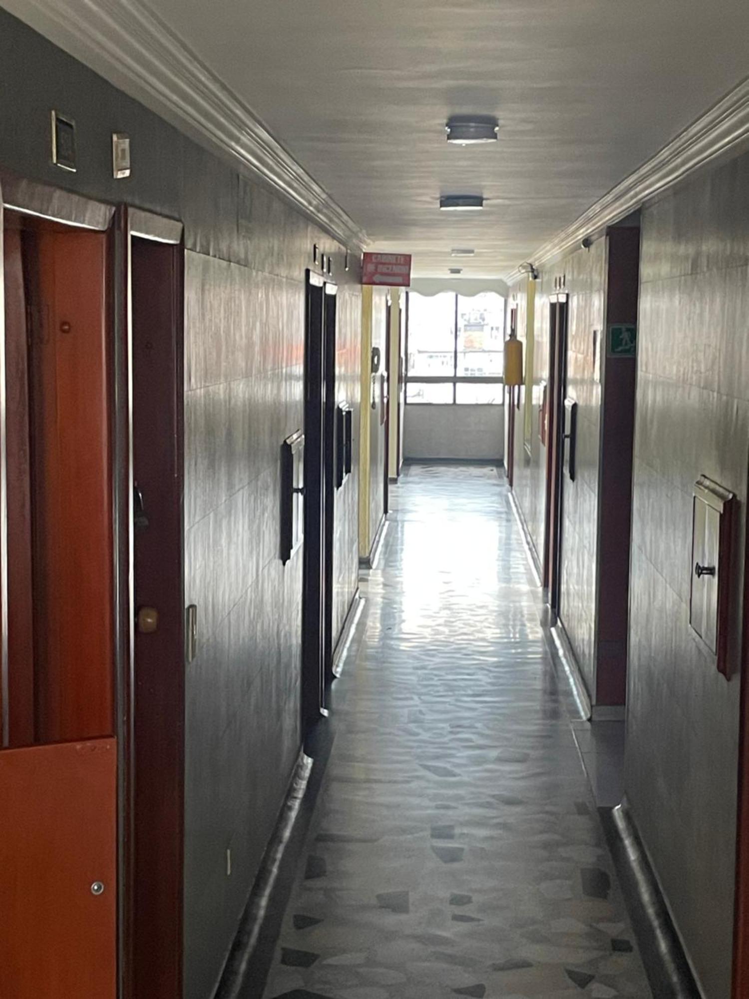 Capsule hotel Brisas Real