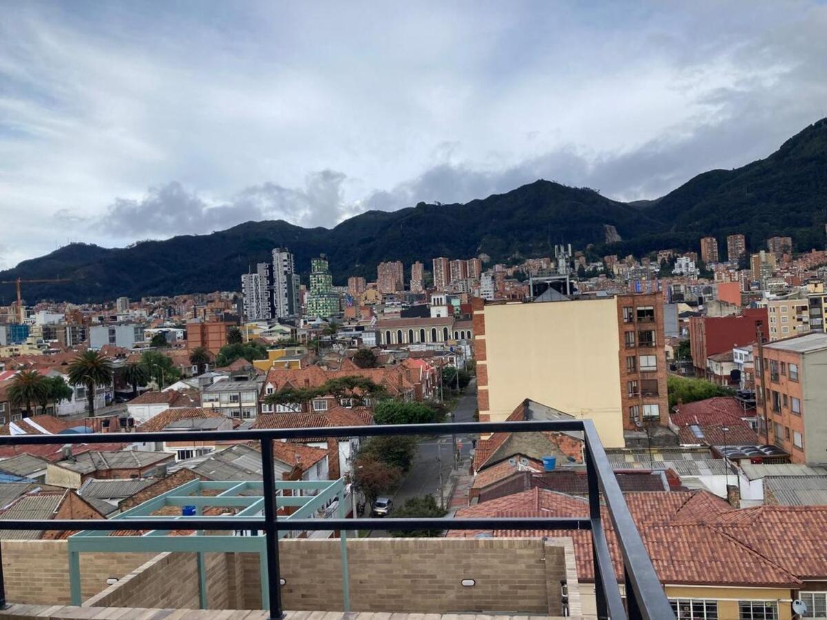 Con Balcon Apartment Bogota