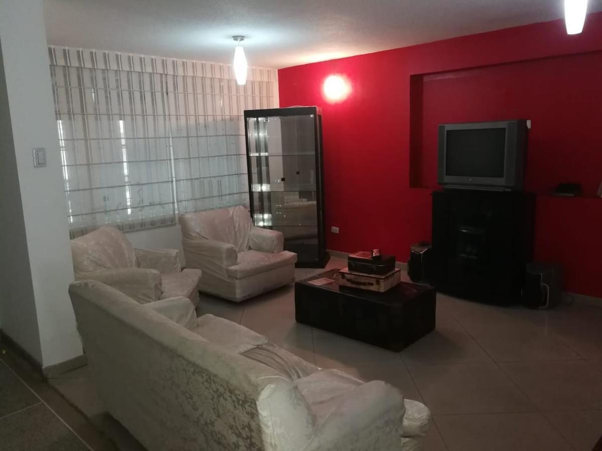 Bienvenidos A La Casa De Rosa Cerca Al Aeropuerto Welcome To Rosas House Close To The Airport Apartment *