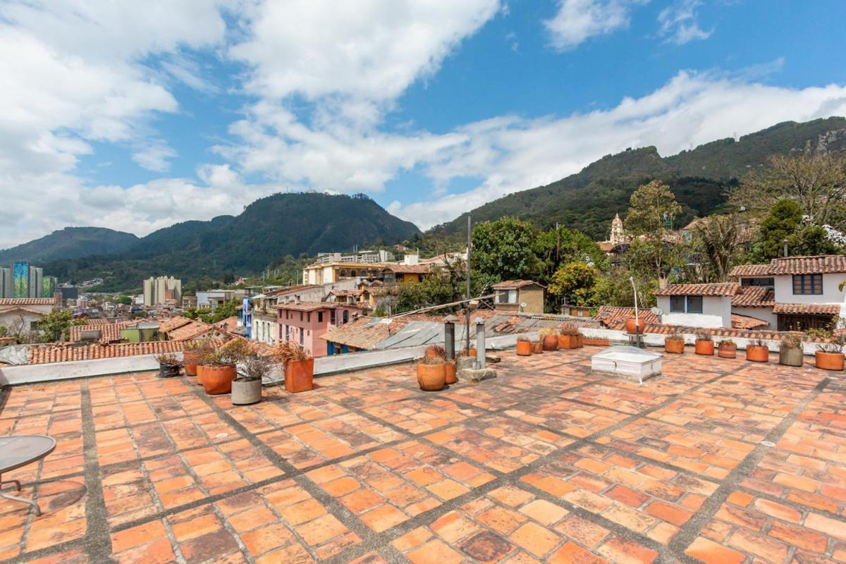 Apartment Premium La Candelaria 2br Chimney Cityview Bogota