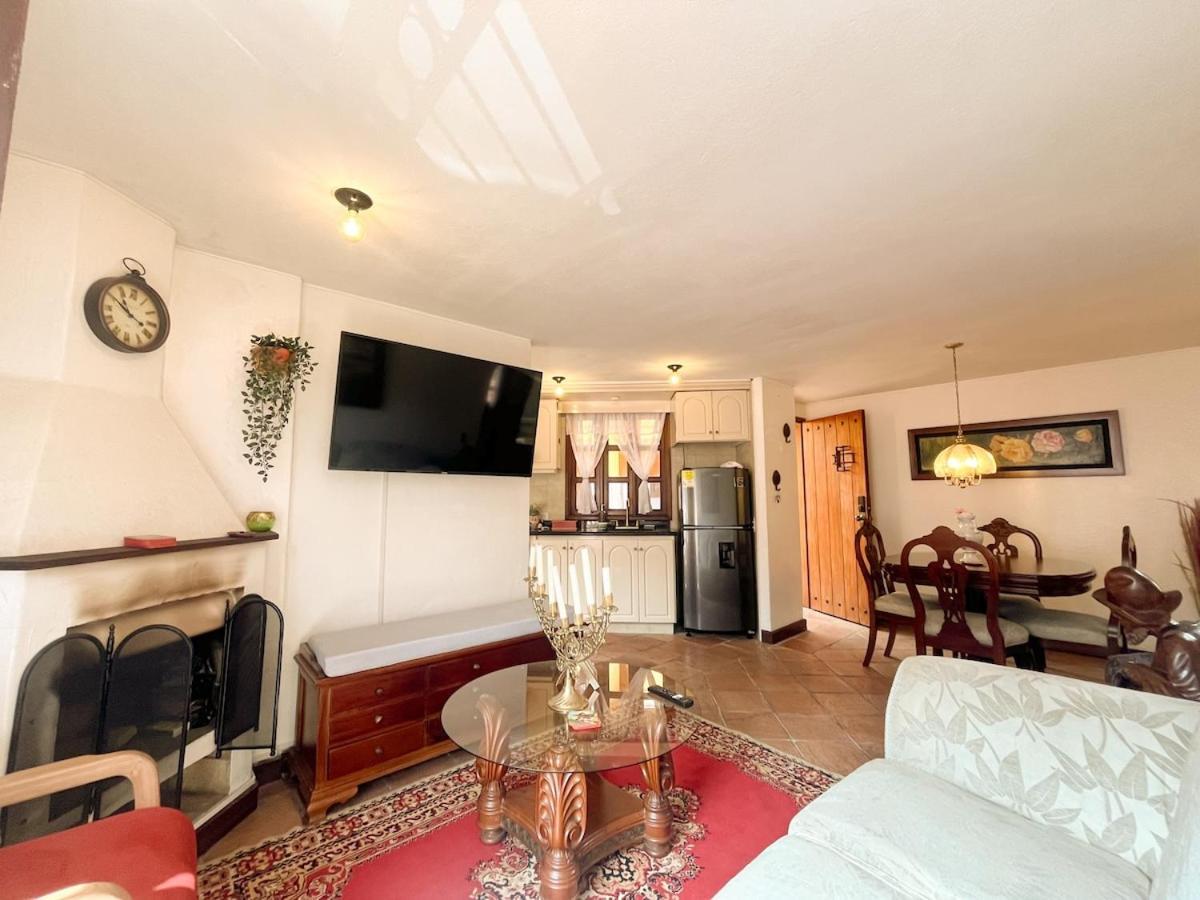 Premium La Candelaria 2br Chimney Cityview Bogota