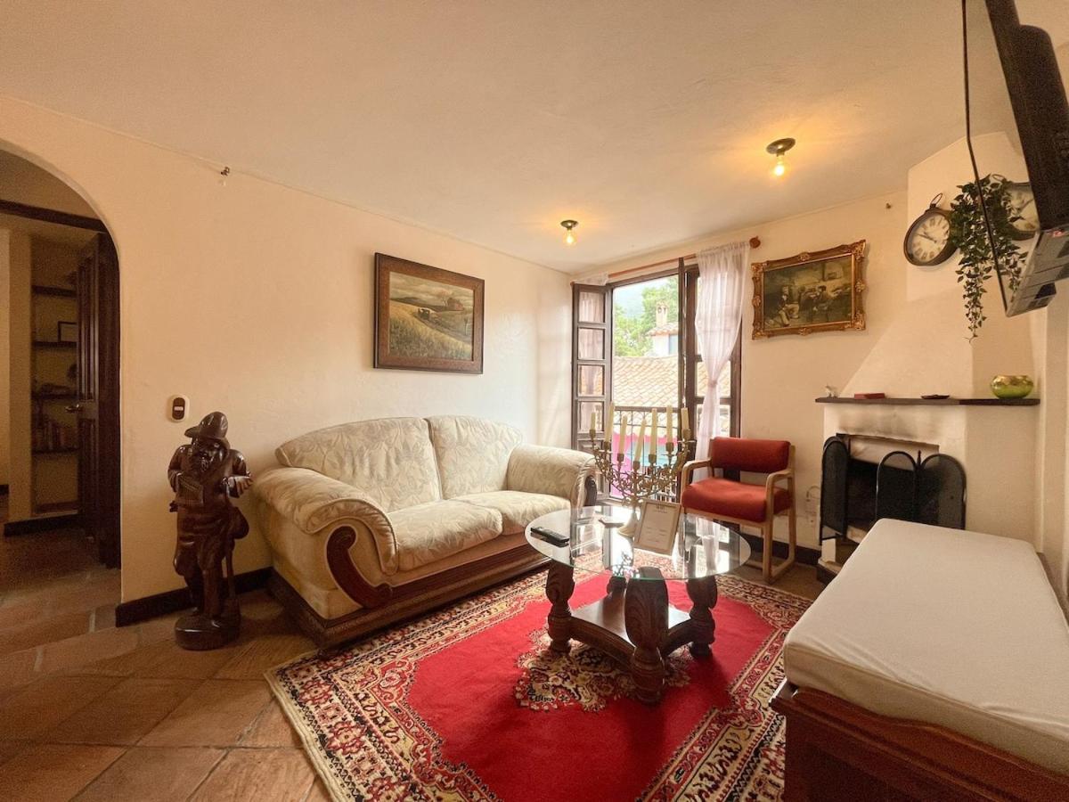 Premium La Candelaria 2br Chimney Cityview *