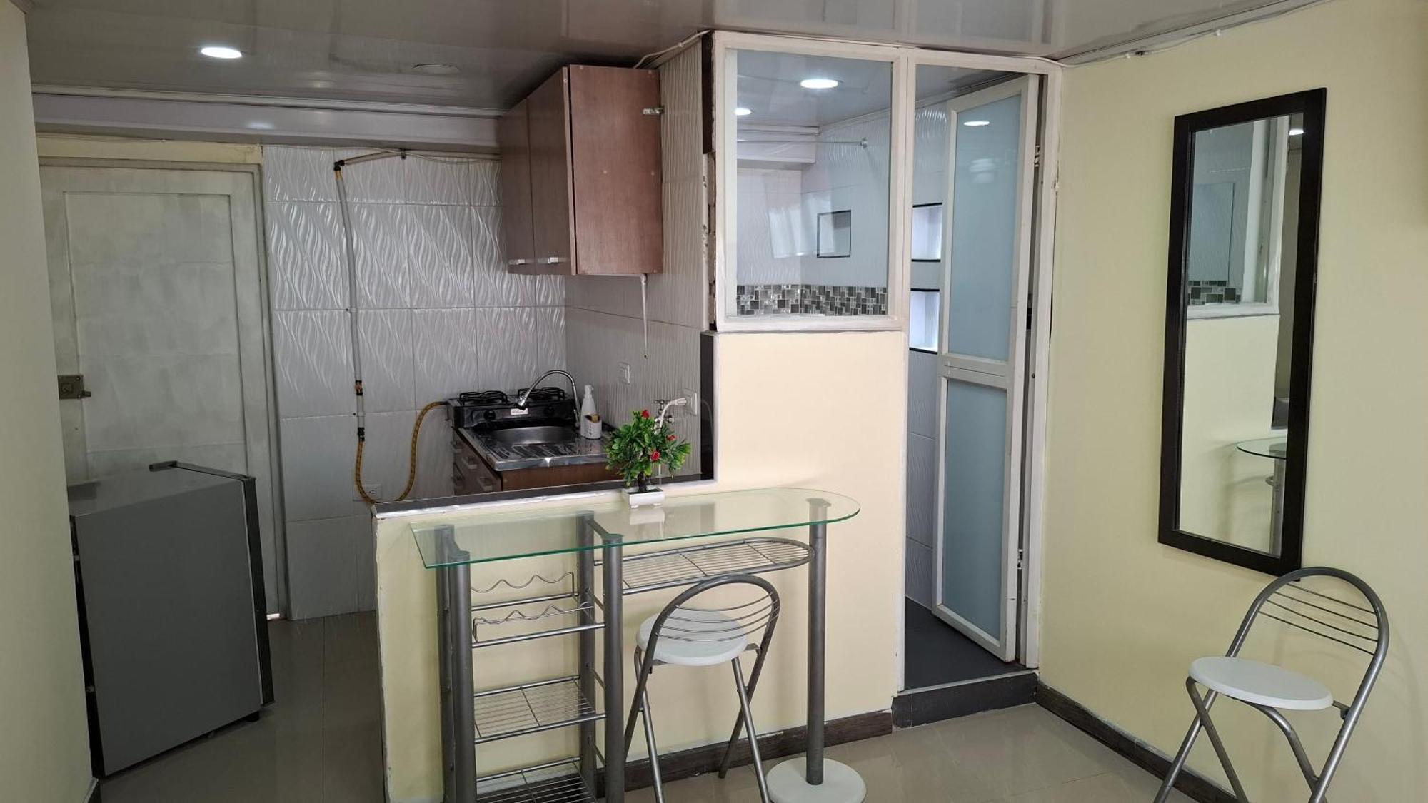 Y Muy Cerca Del Aeropuerto Apartment