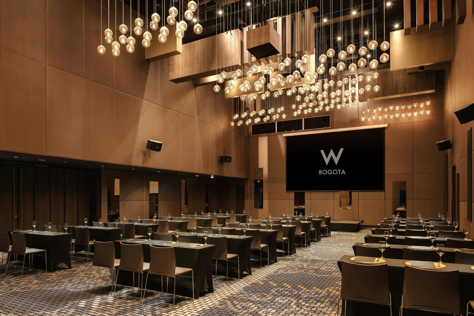 Hotel W 5*