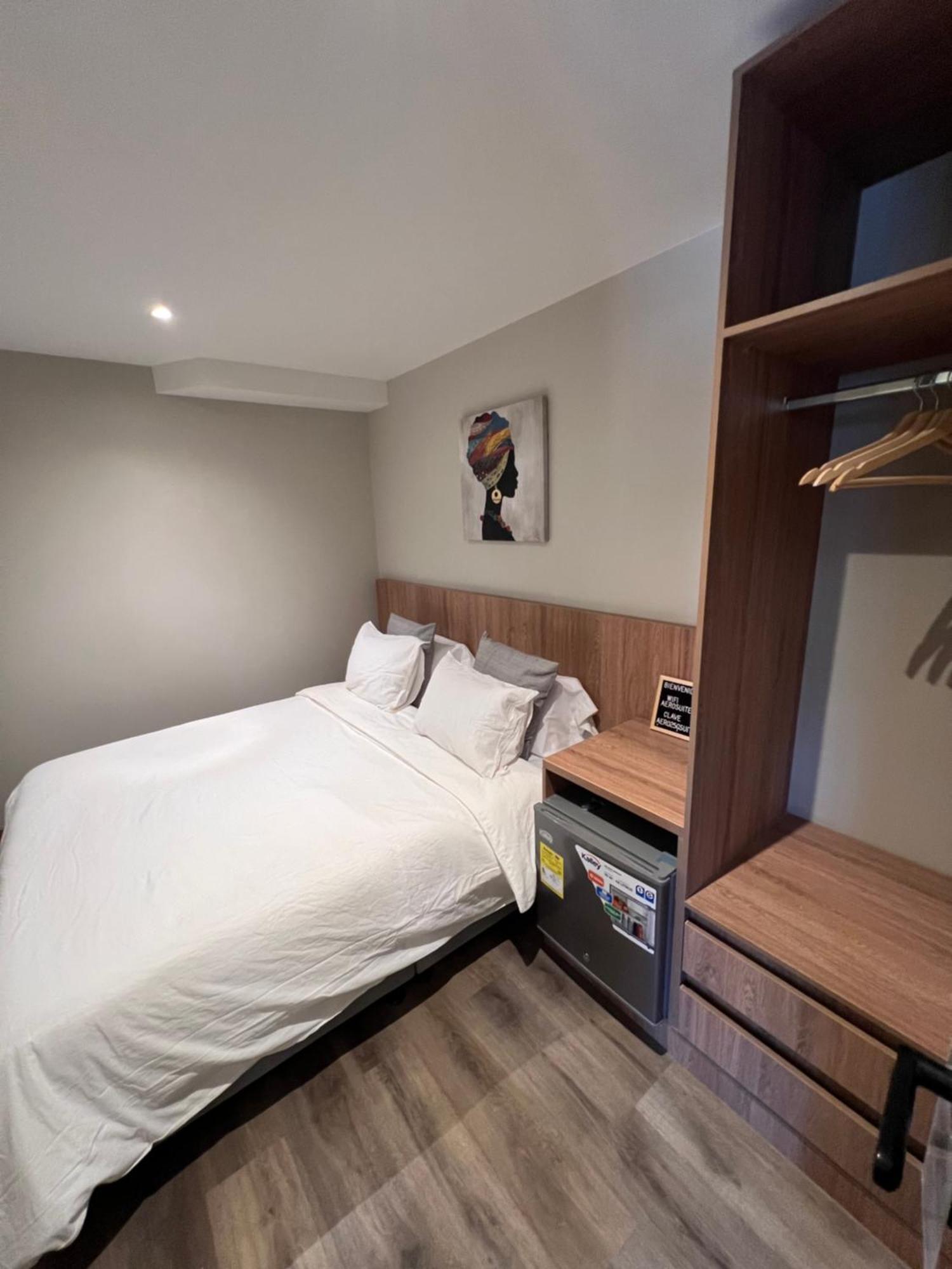 Skyhub Hotel *