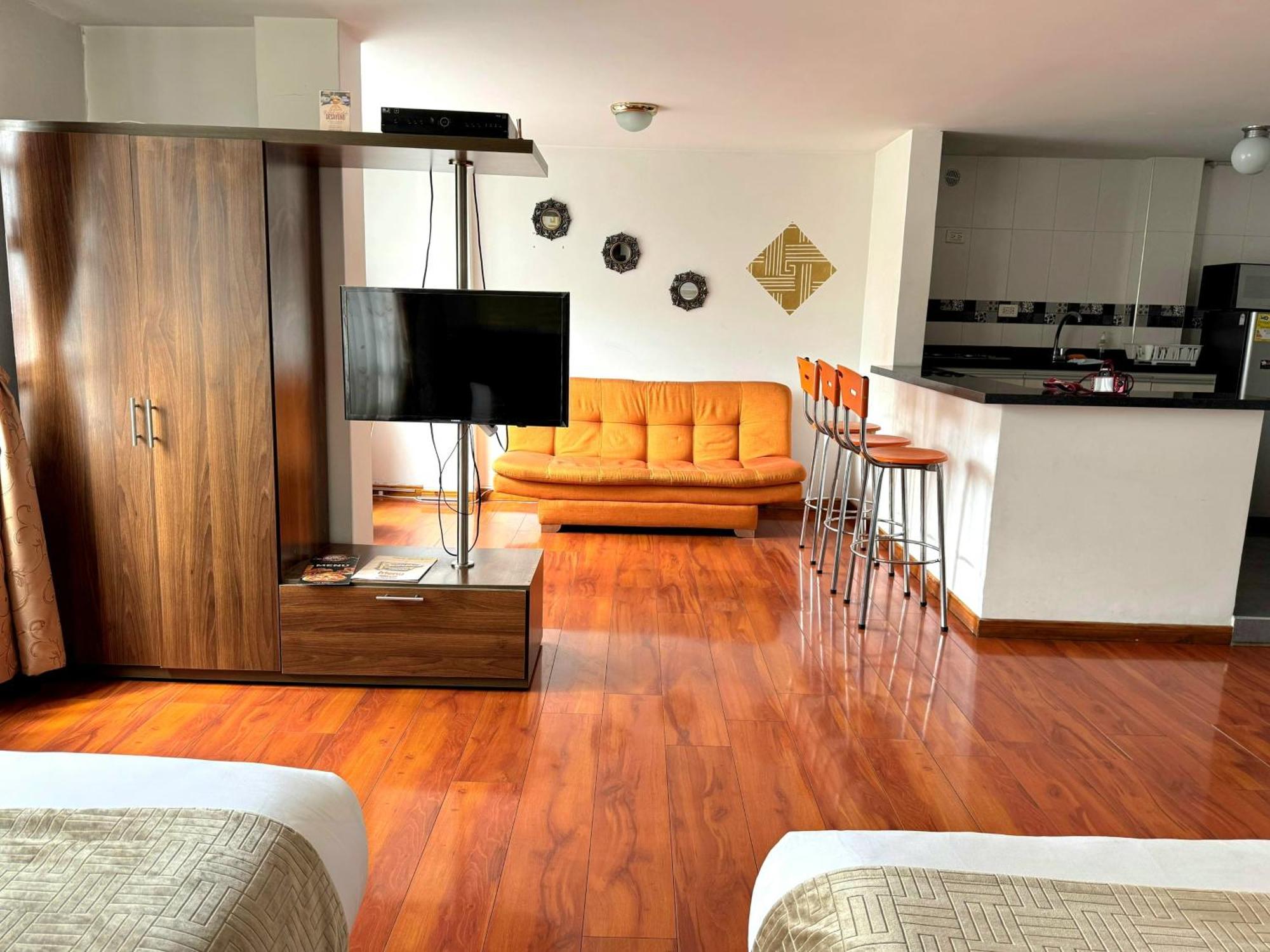 Oporto 83 Hotel 3*