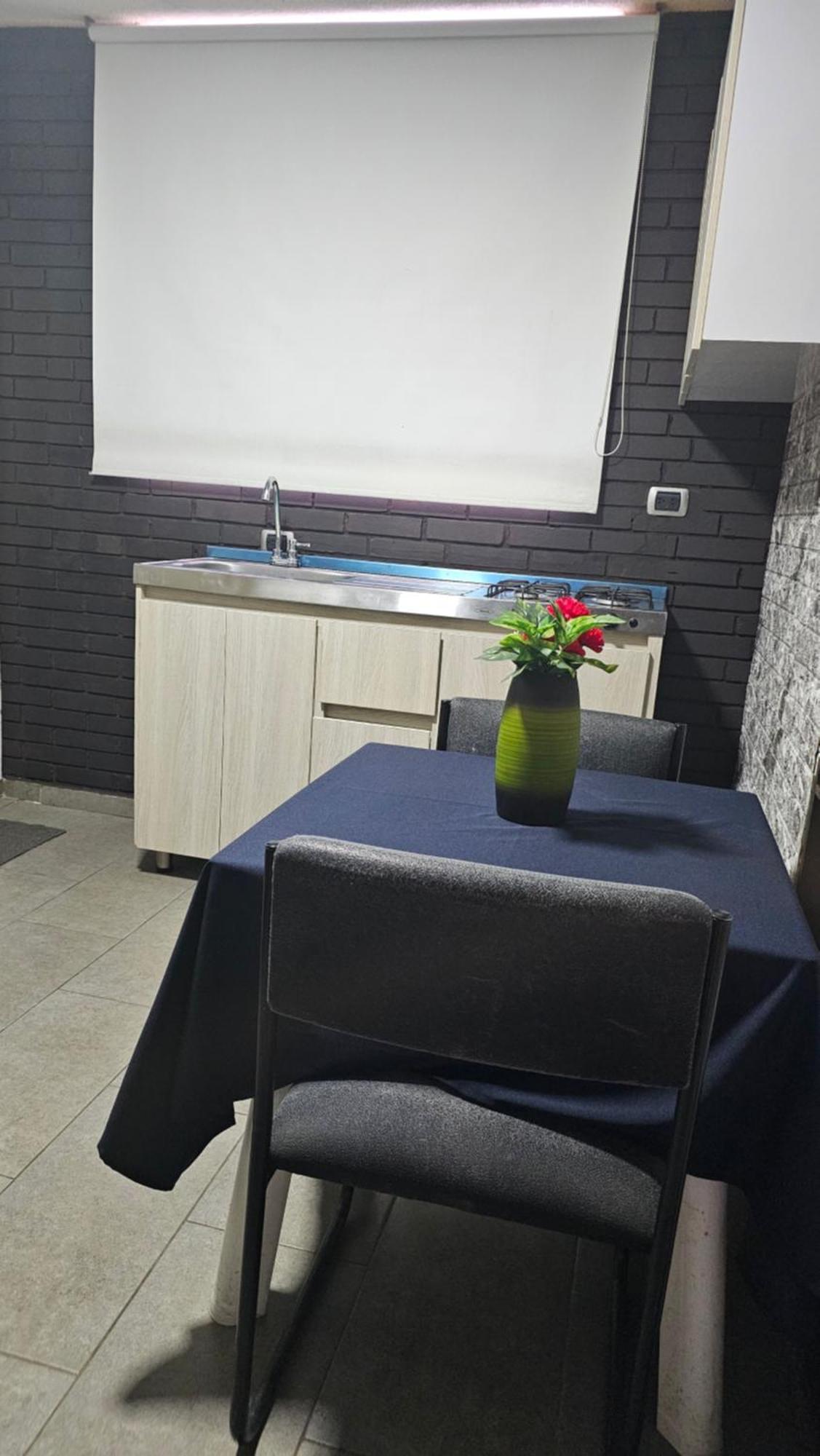 Guest house Roma House N- Campin Movistar Ministerios Simon Bolivar