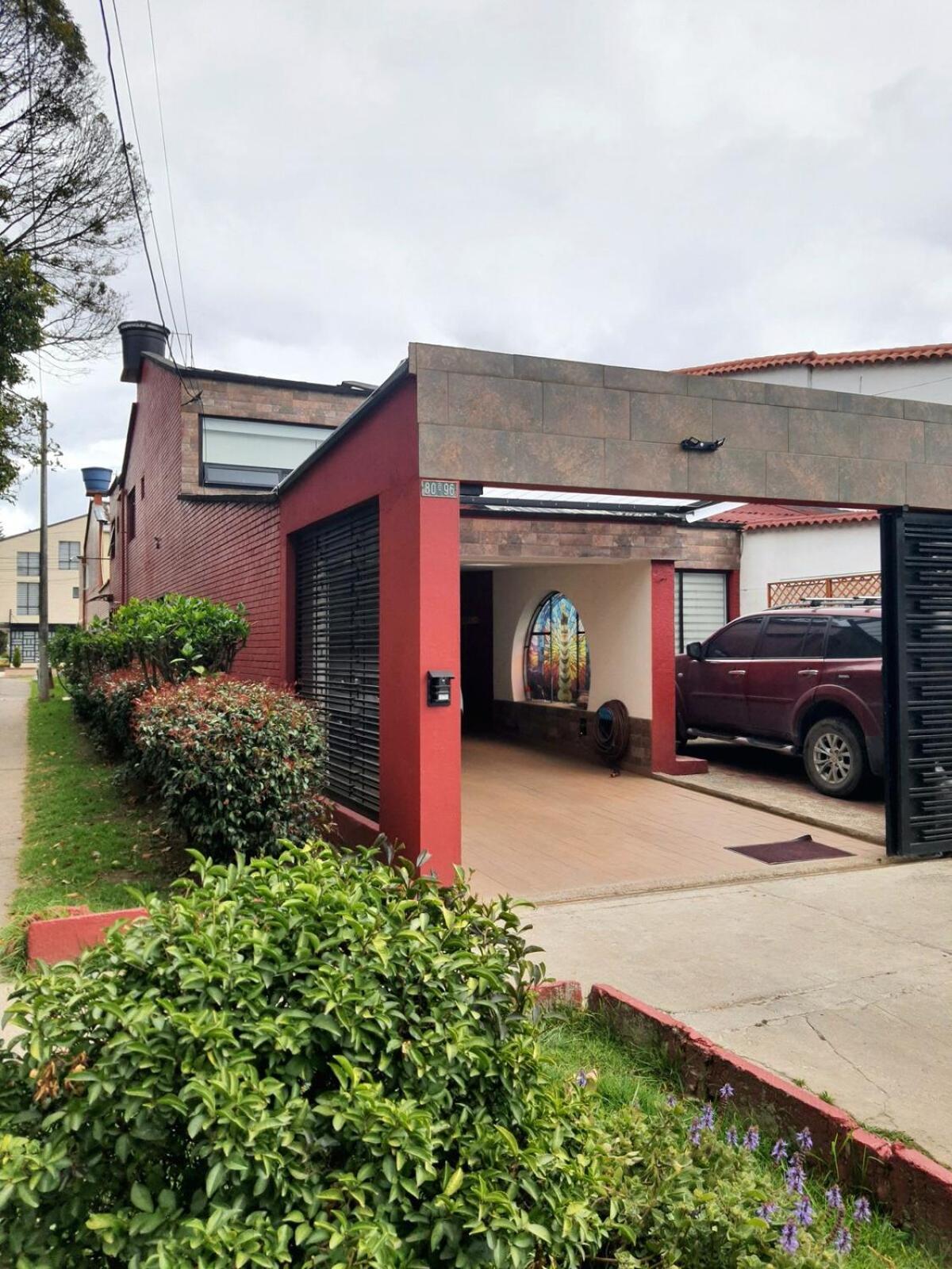 Red House, Airport Embassy Bogota