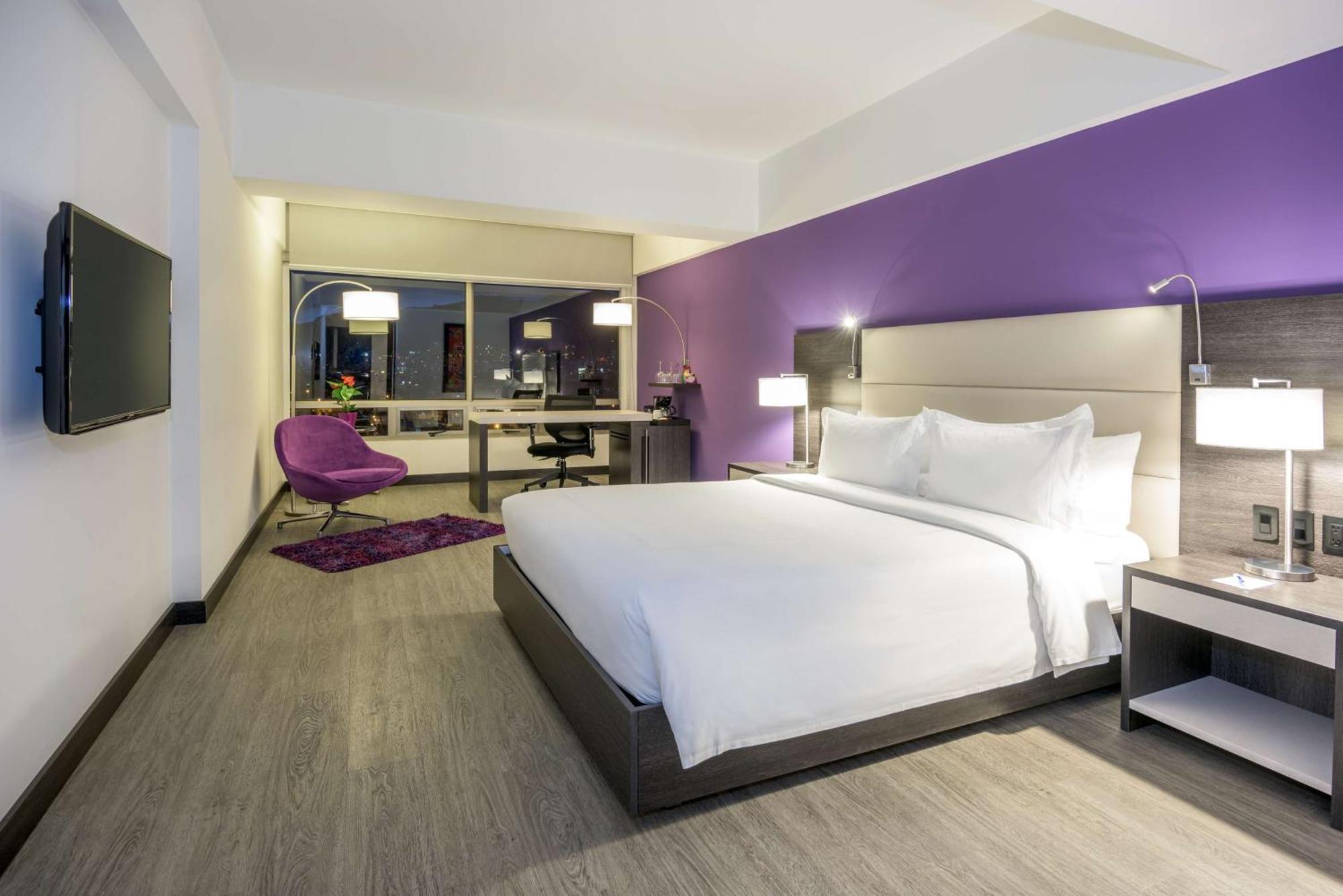 Nh Urban 26 Royal Hotel Bogota