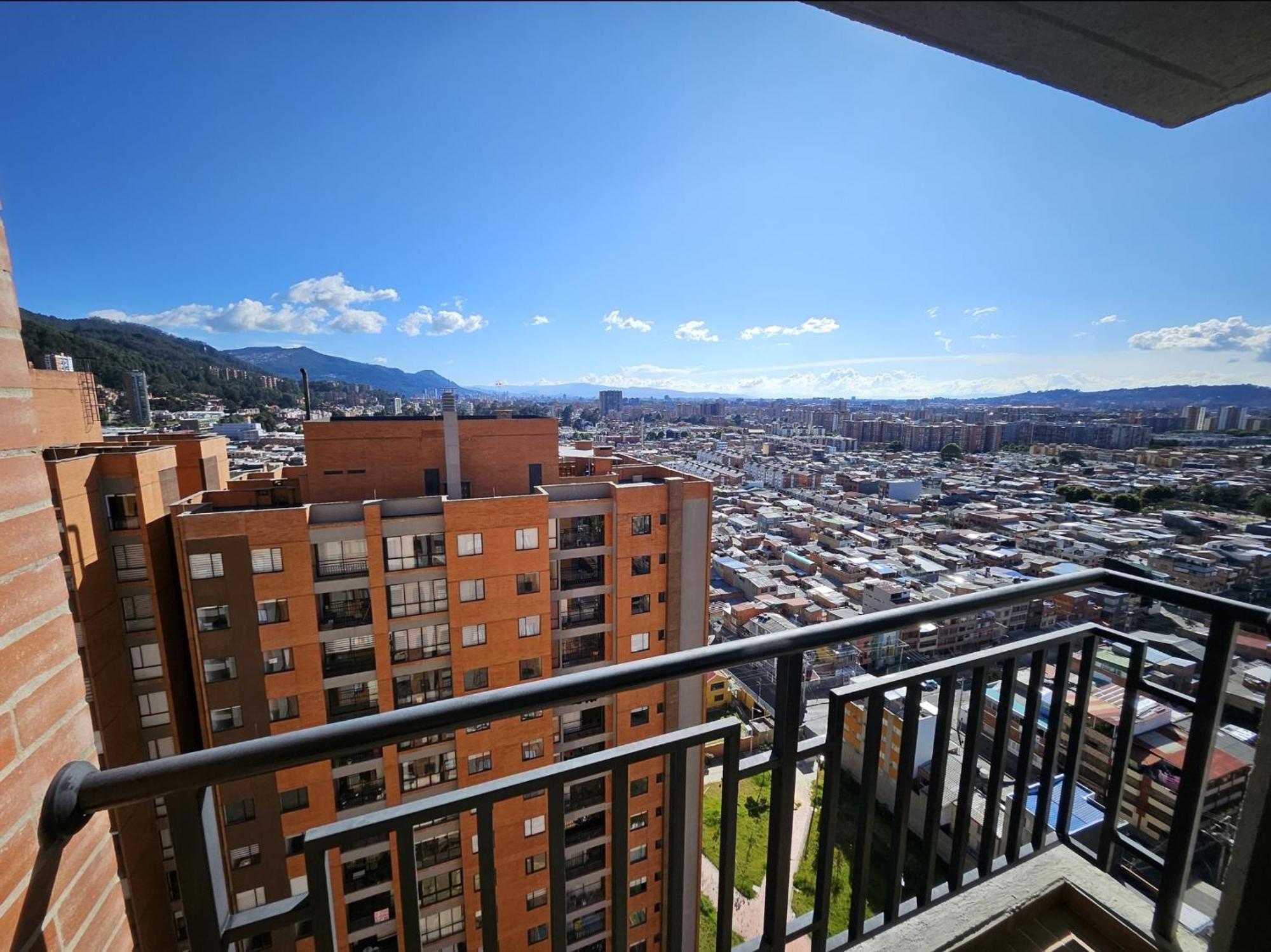 Modern With Unique Views * Bogota