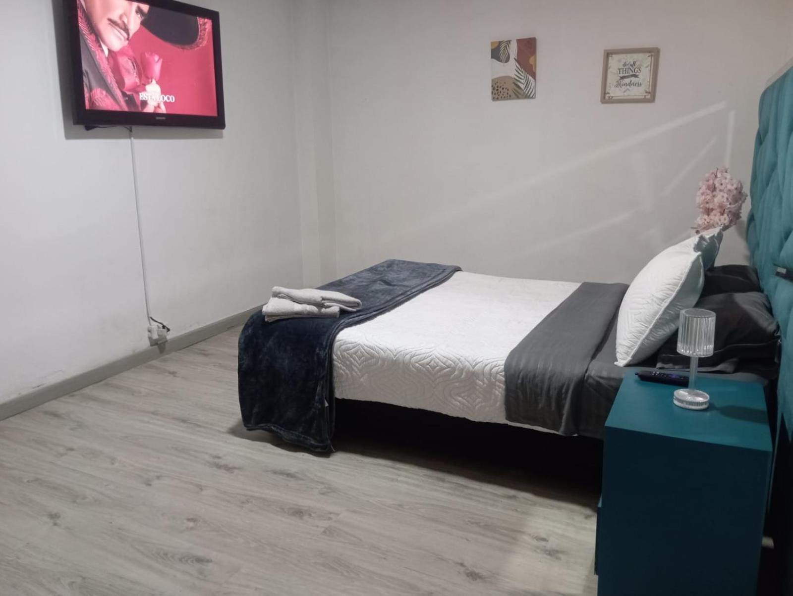 Aeropuerto La Morada # 1 Homestay Bogota