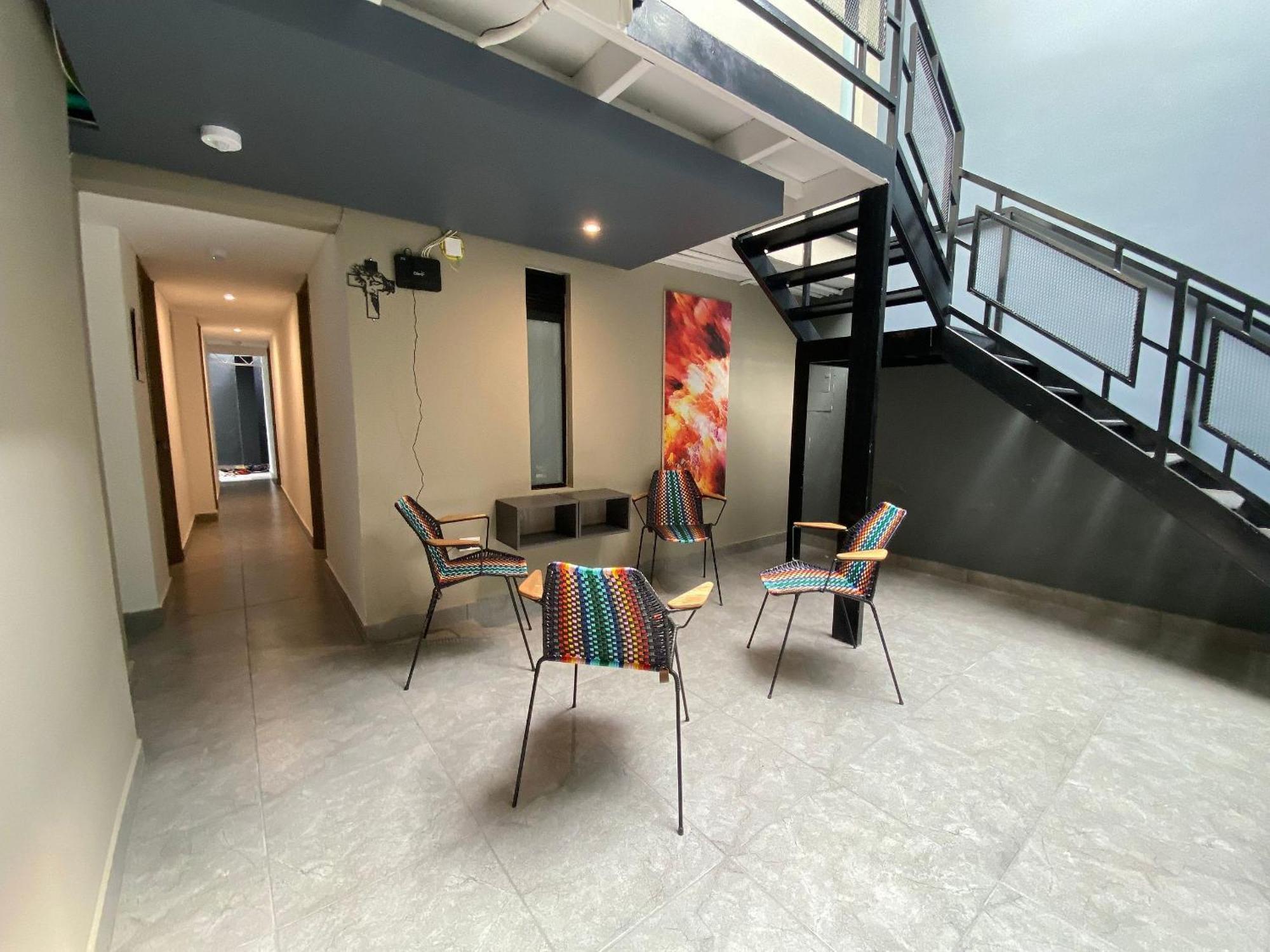 Apartment 96k Premium - Cerca Al Aeropuerto En Bogota