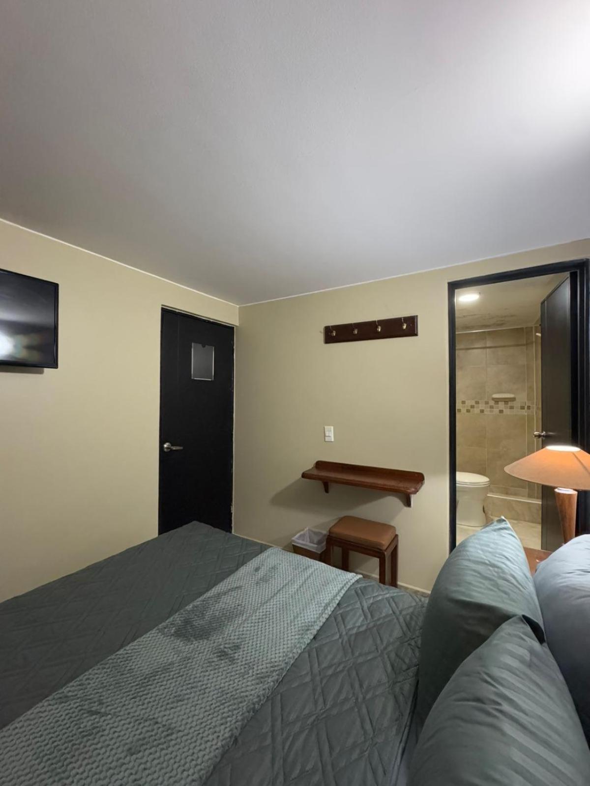 Guest house Hostelfc Marly Bogota