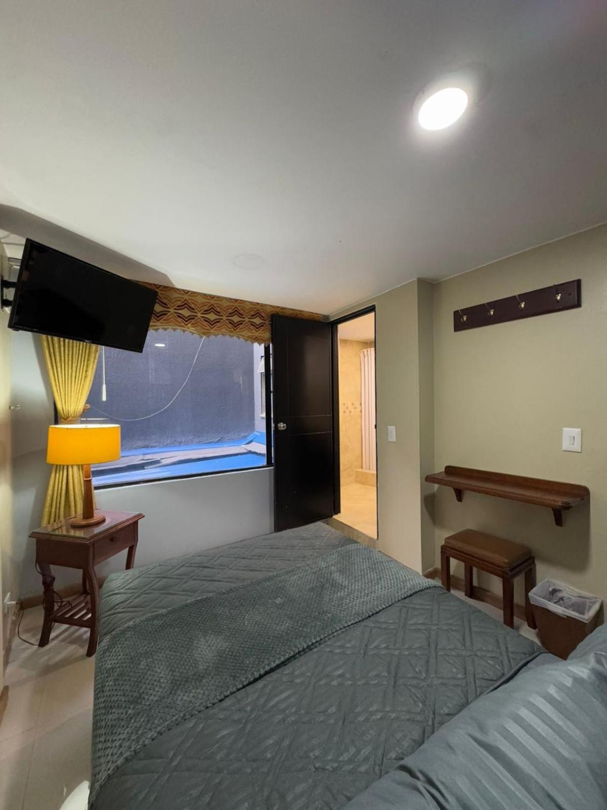 Hostelfc Marly Guest house